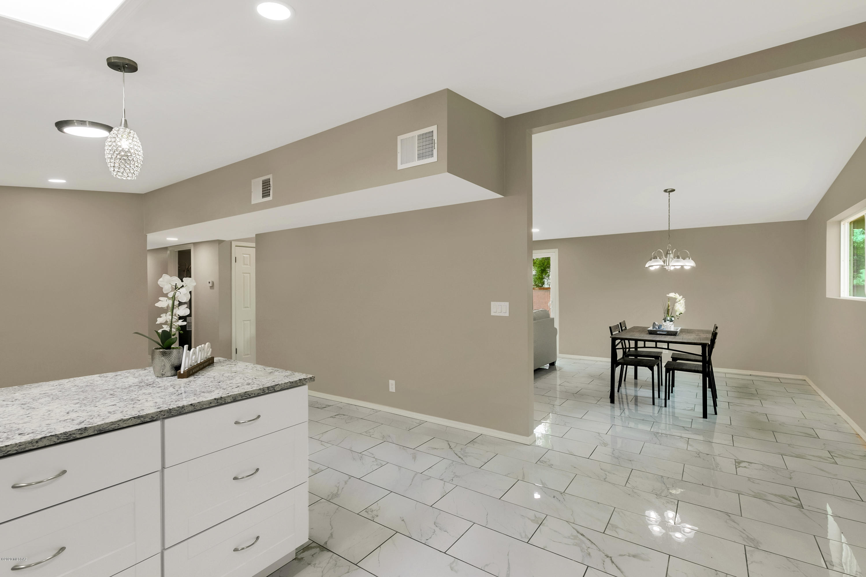 Kingston Knolls Terrace - Residential