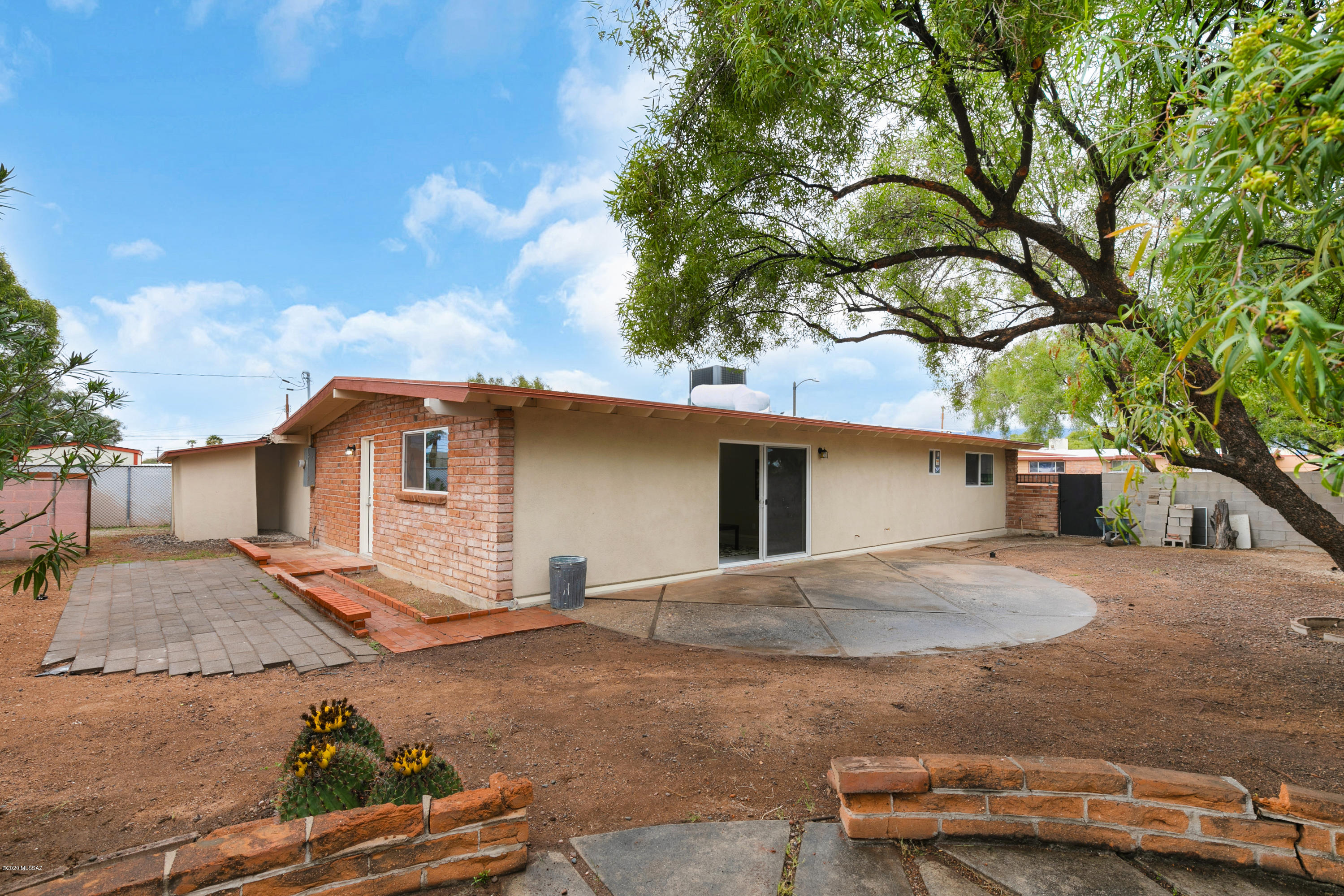 Kingston Knolls Terrace - Residential