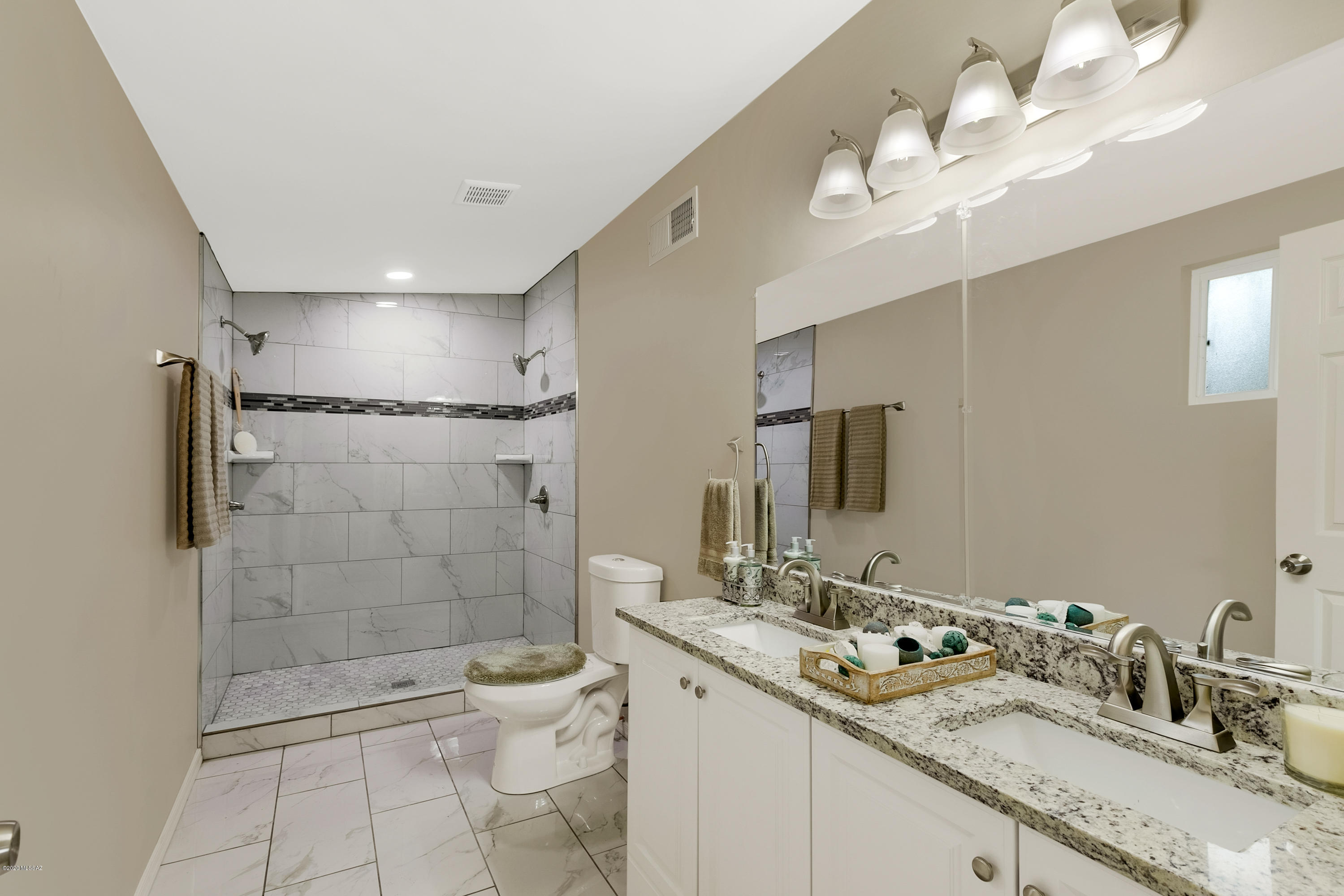 Kingston Knolls Terrace - Residential