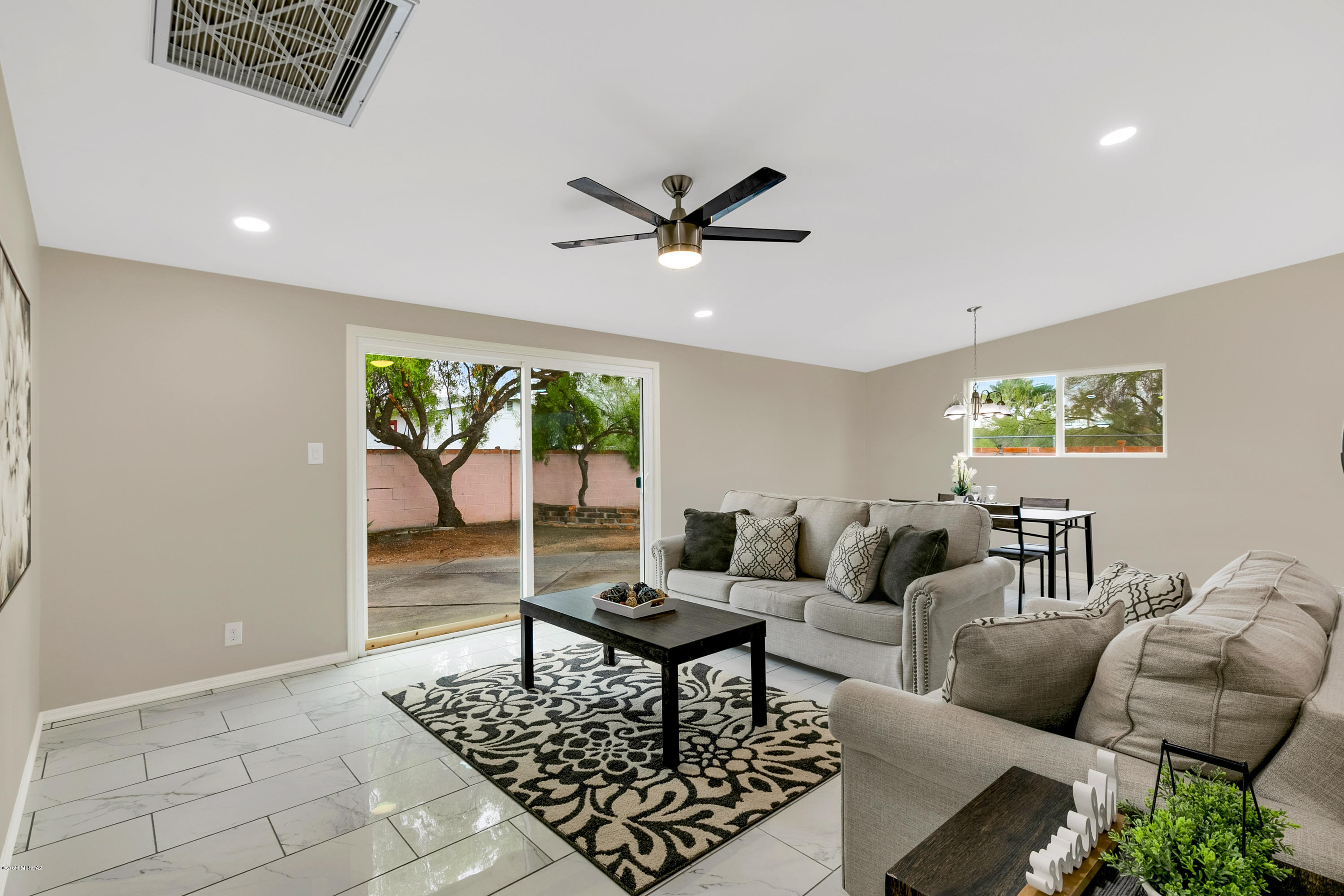 Kingston Knolls Terrace - Residential