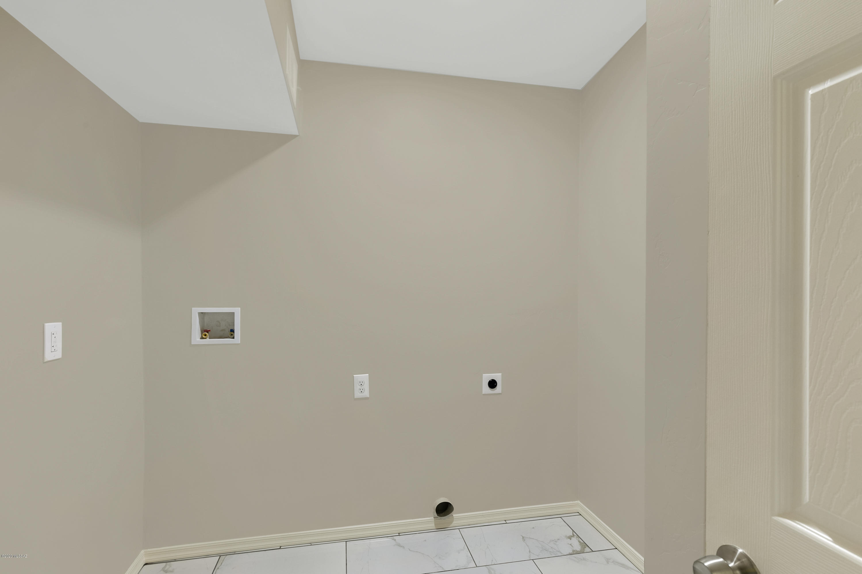 Kingston Knolls Terrace - Residential