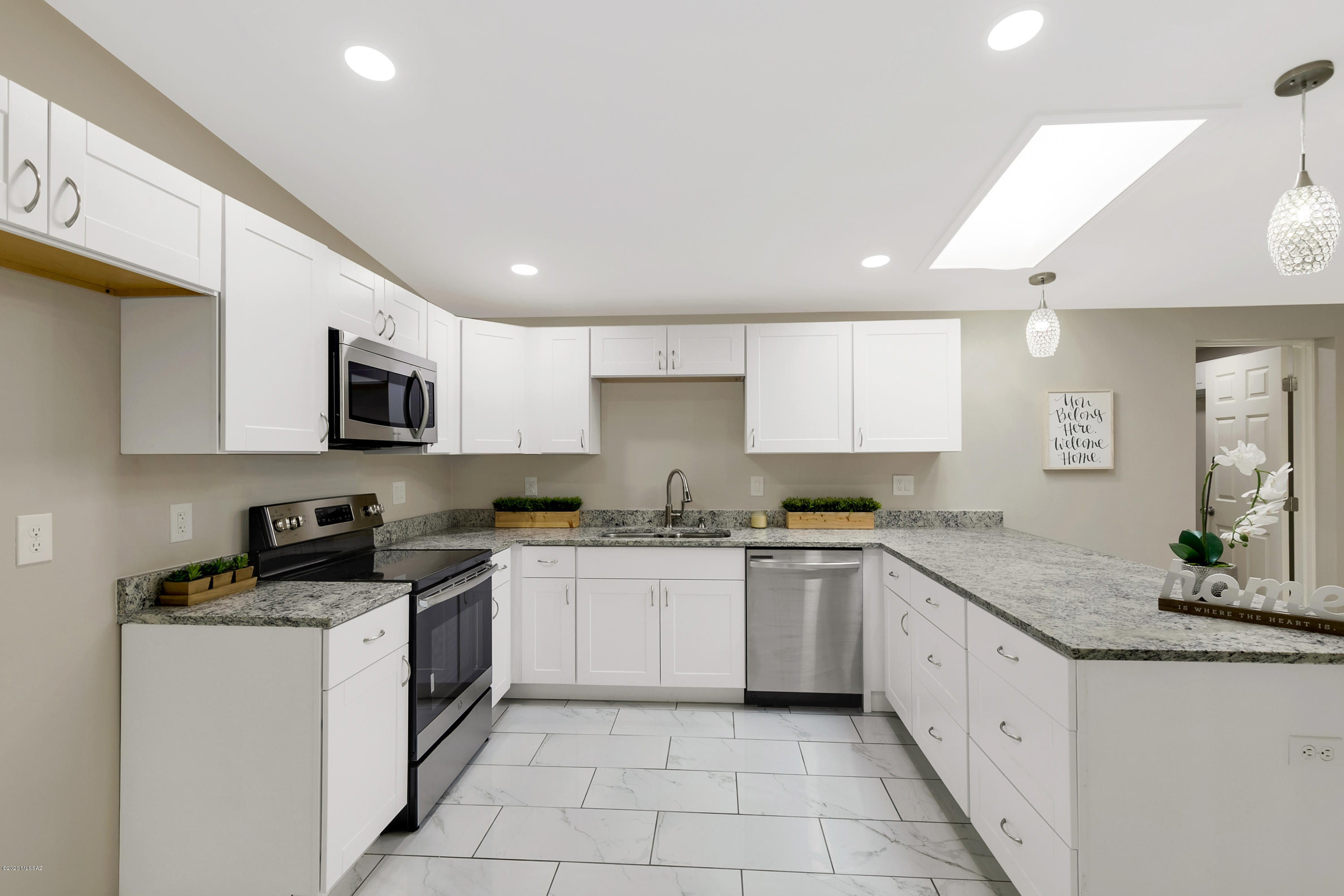 Kingston Knolls Terrace - Residential