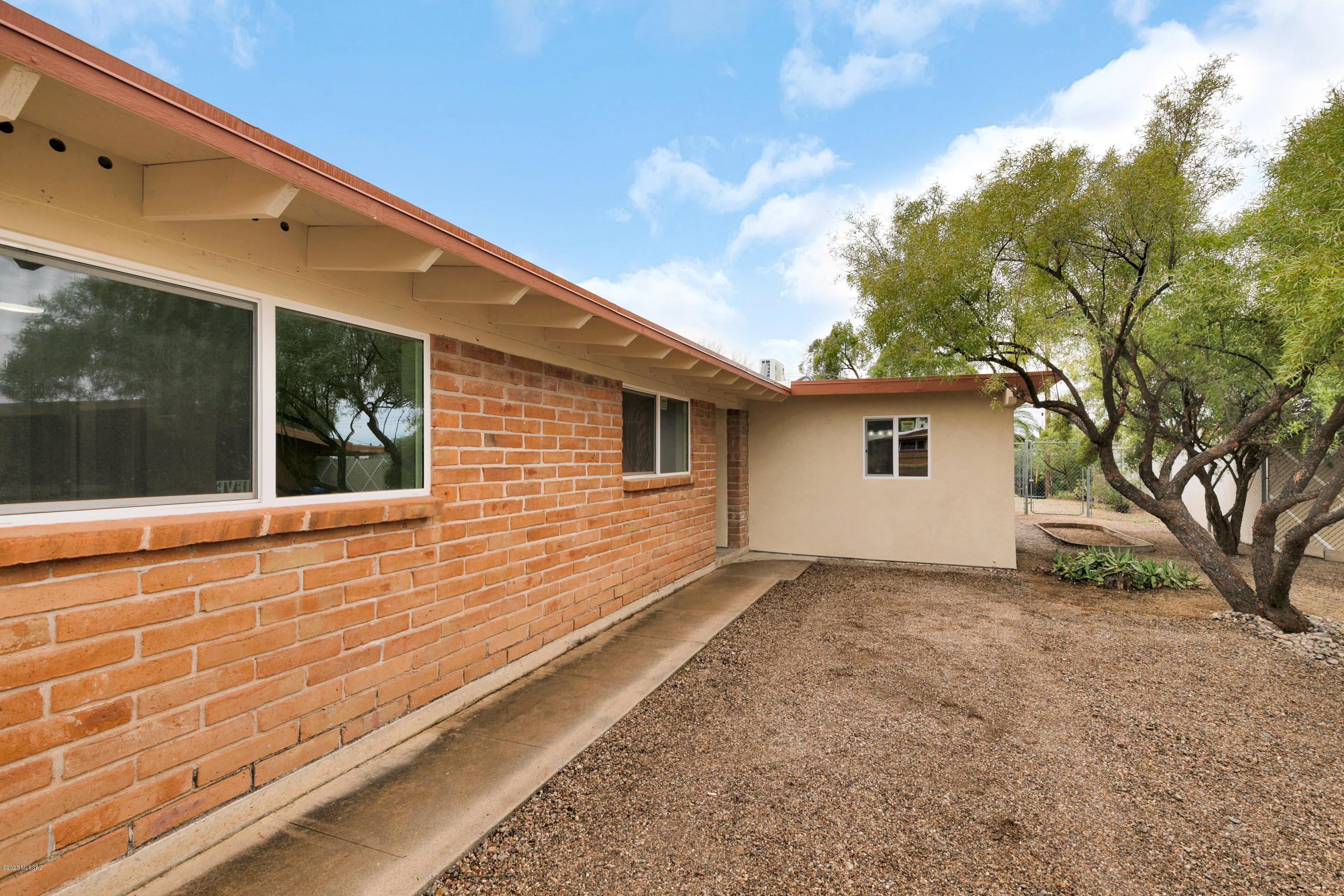Kingston Knolls Terrace - Residential