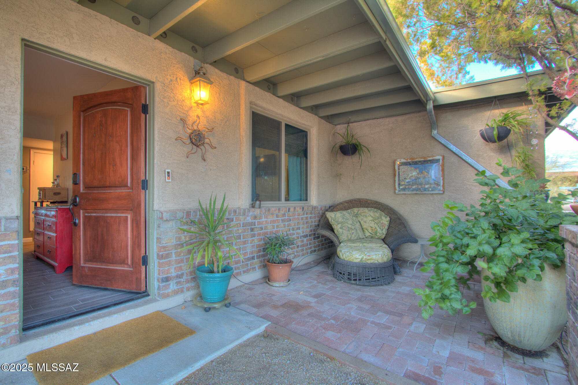 3086 W Avenida Cresta
