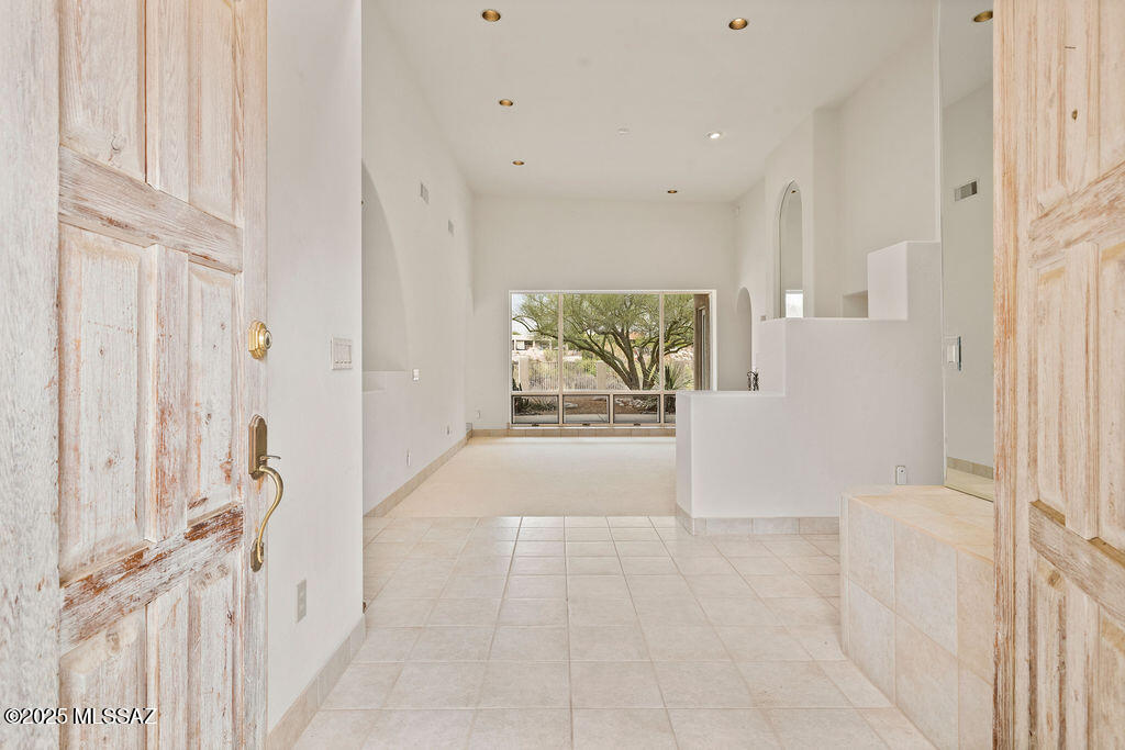 11126 N Guava Drive