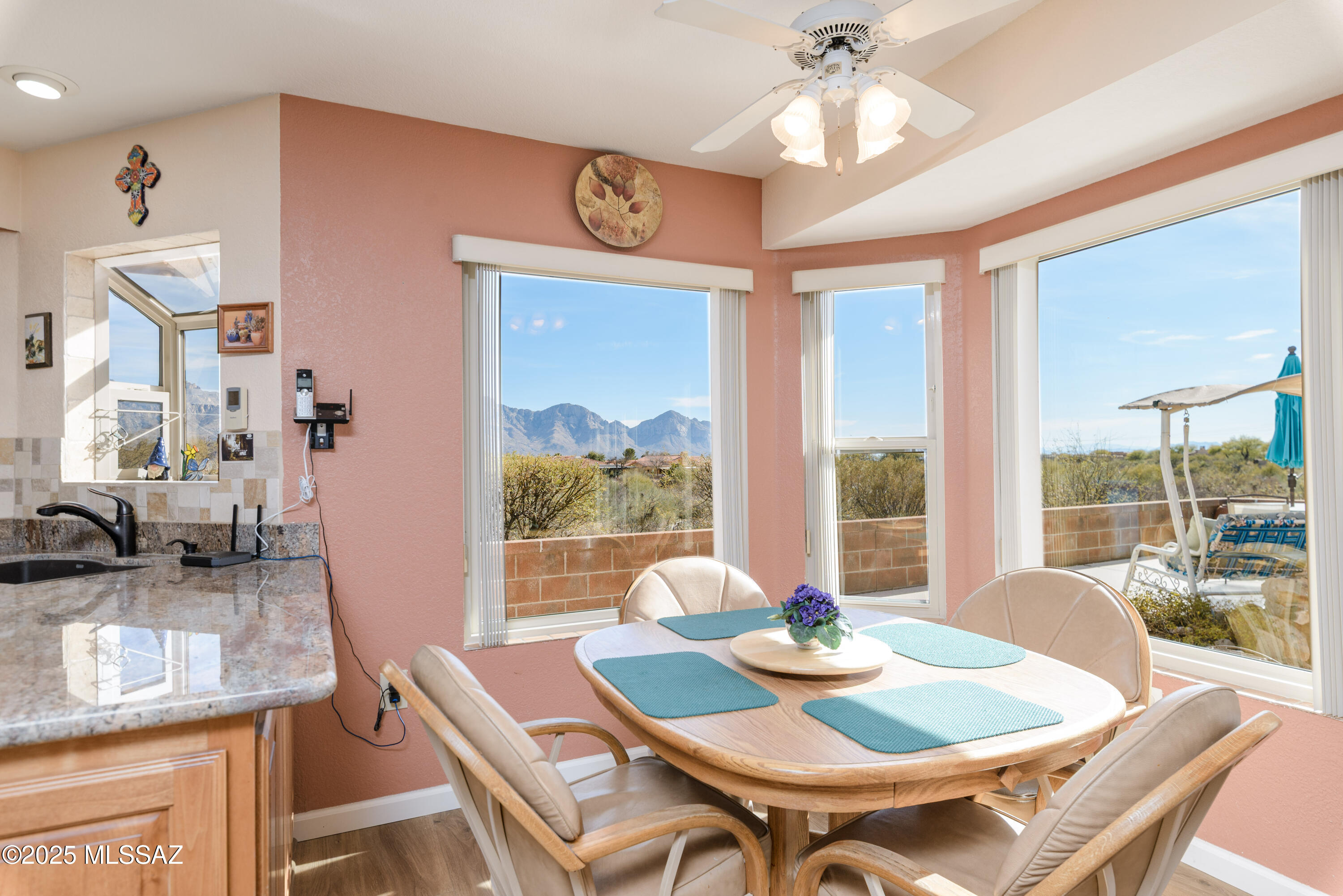 838 E Desert Glen Drive
