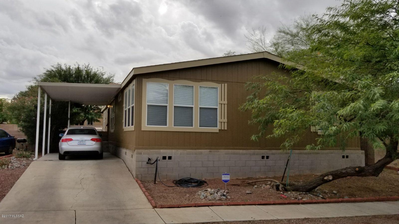 Country Club Terrace (1-108) - Residential