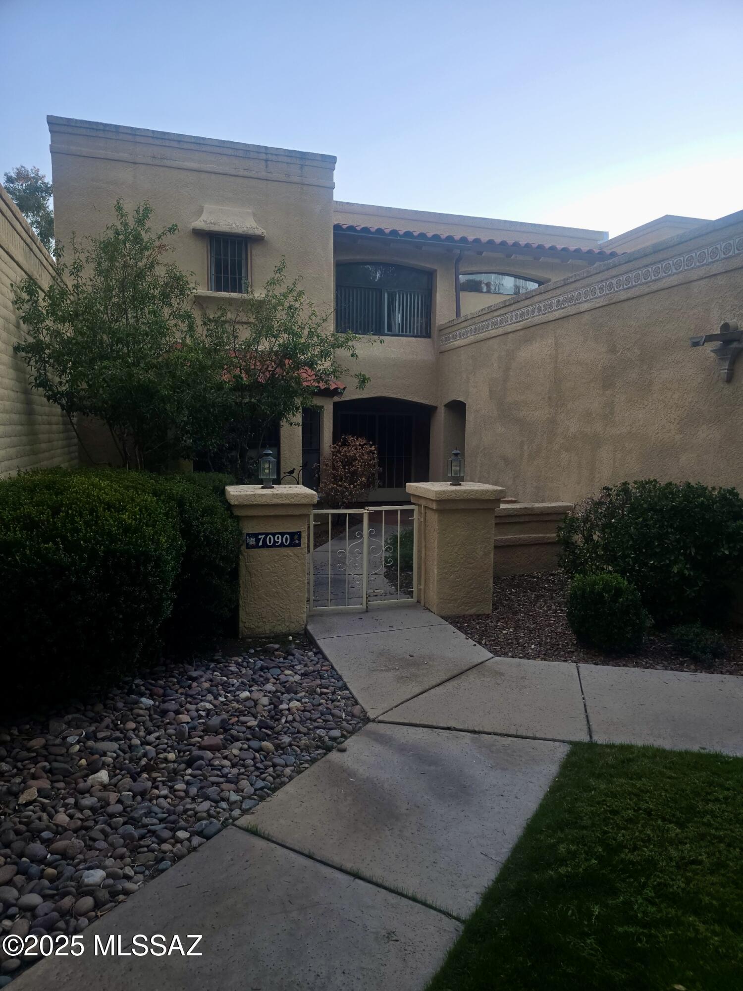 7090 E Calle Morera