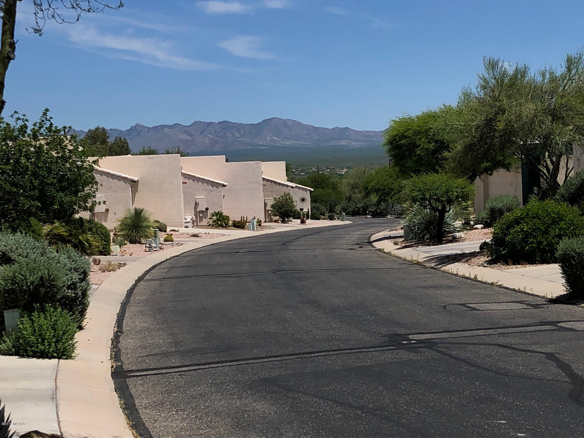 Green Valley Townhouses 4 - Residential