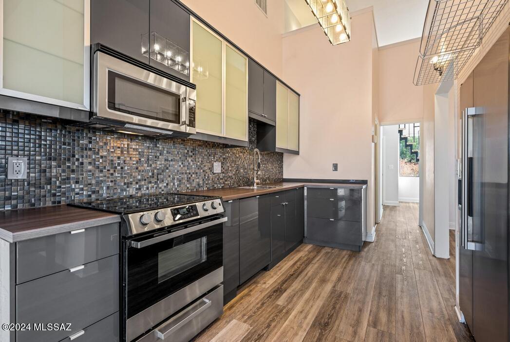 Casas Adobes Estates (401-447) - Residential