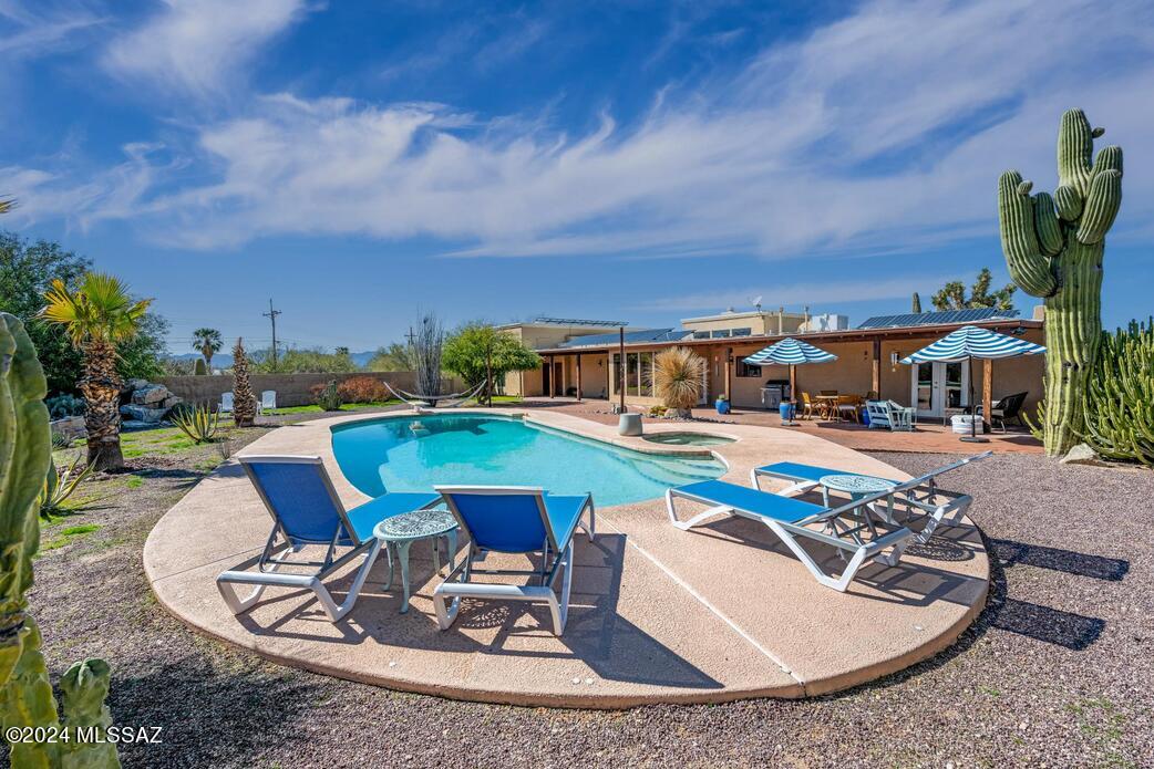 Casas Adobes Estates (401-447) - Residential