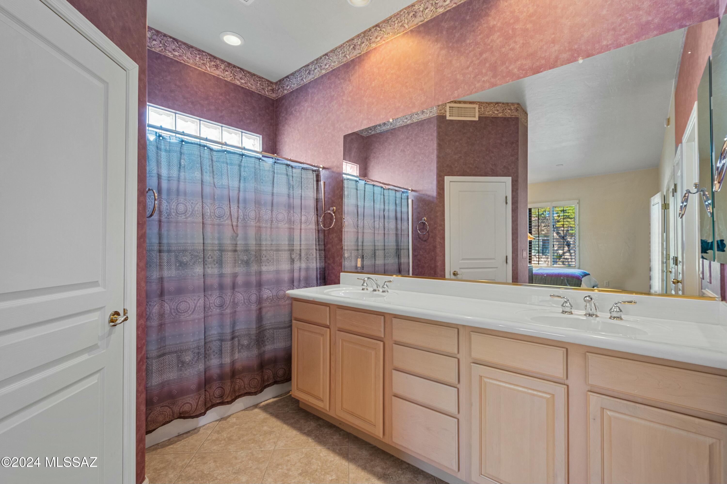 Sabino Mountain (1-290) - Residential