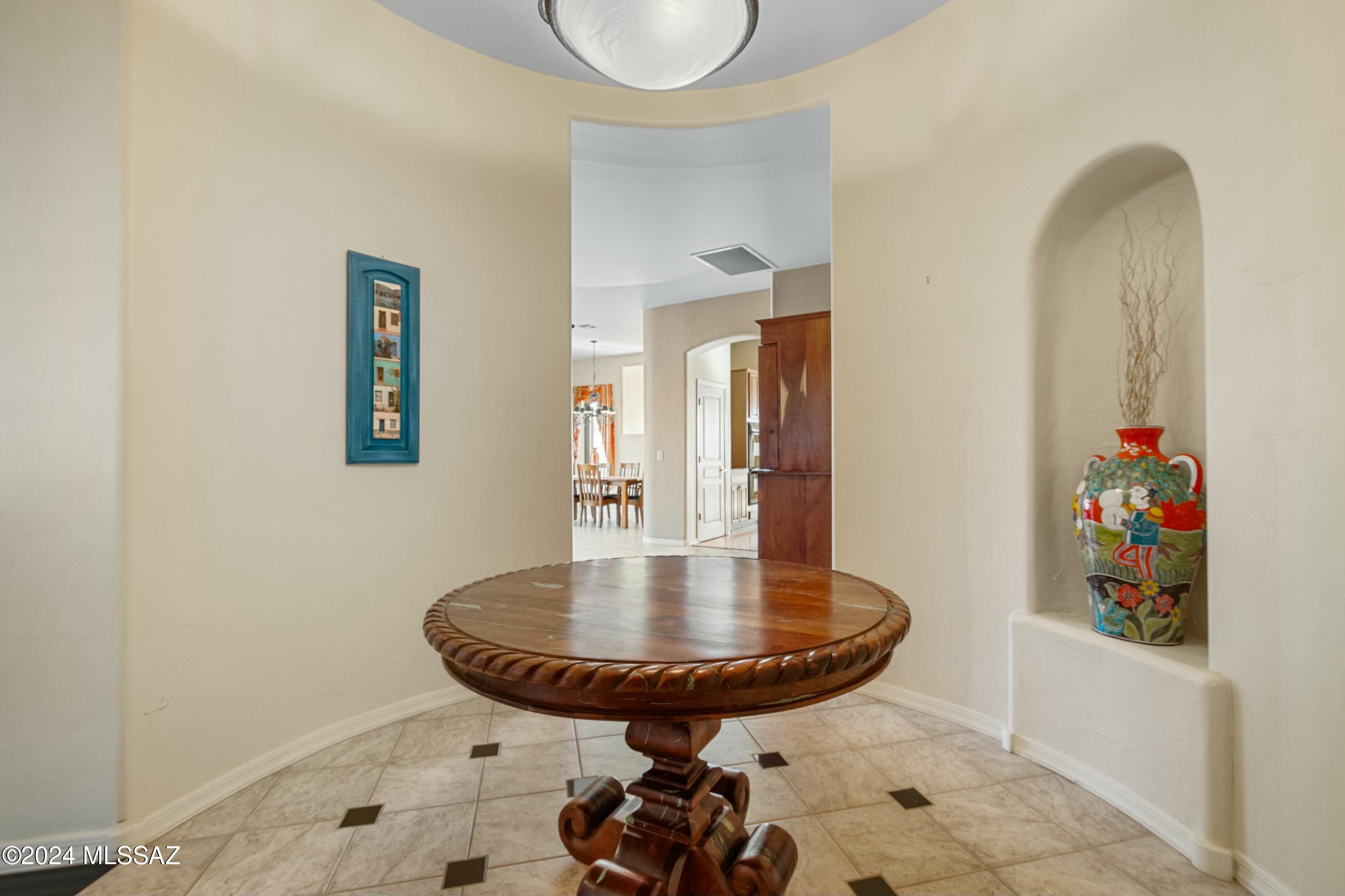 Sabino Mountain (1-290) - Residential