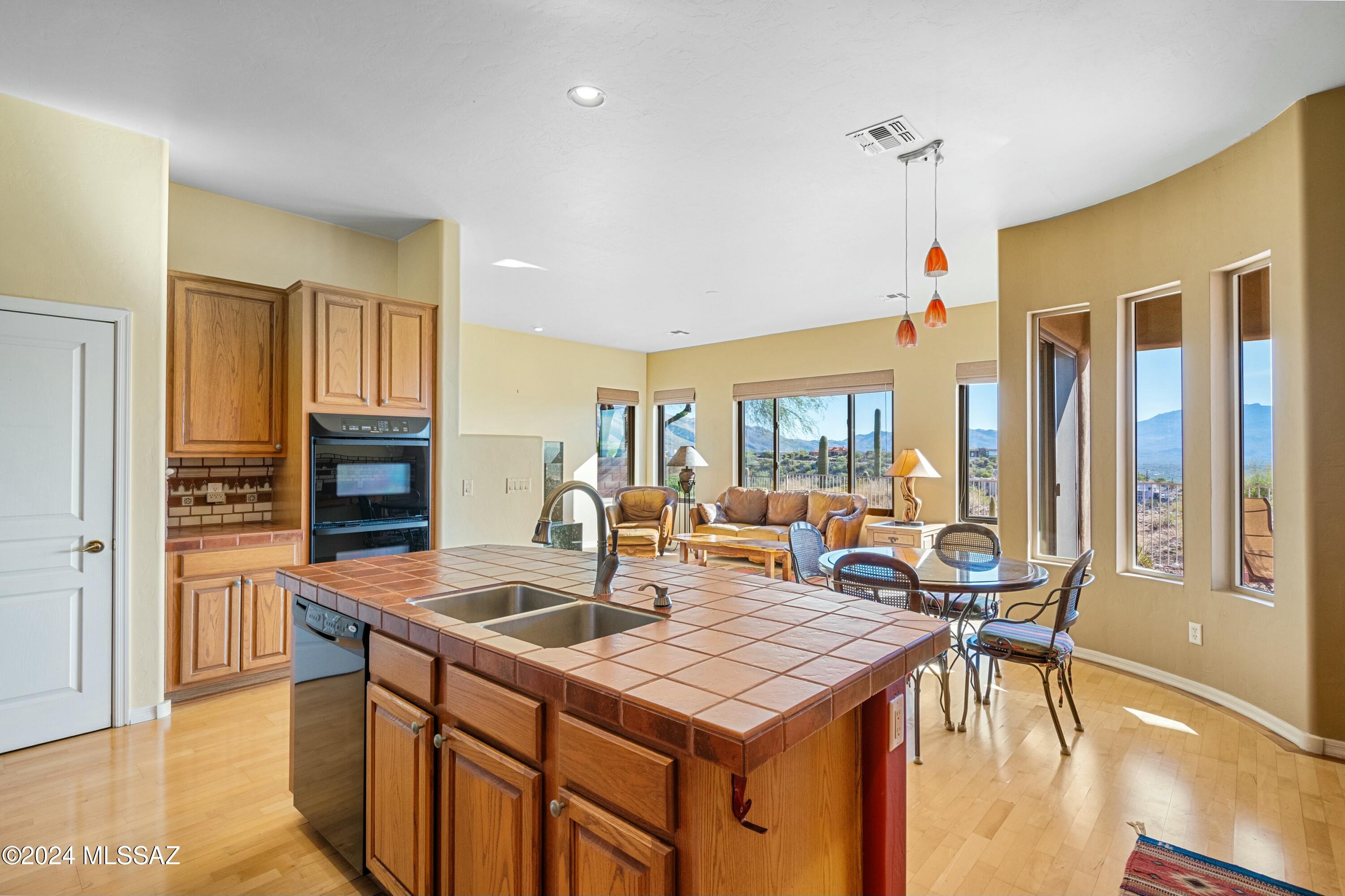 Sabino Mountain (1-290) - Residential