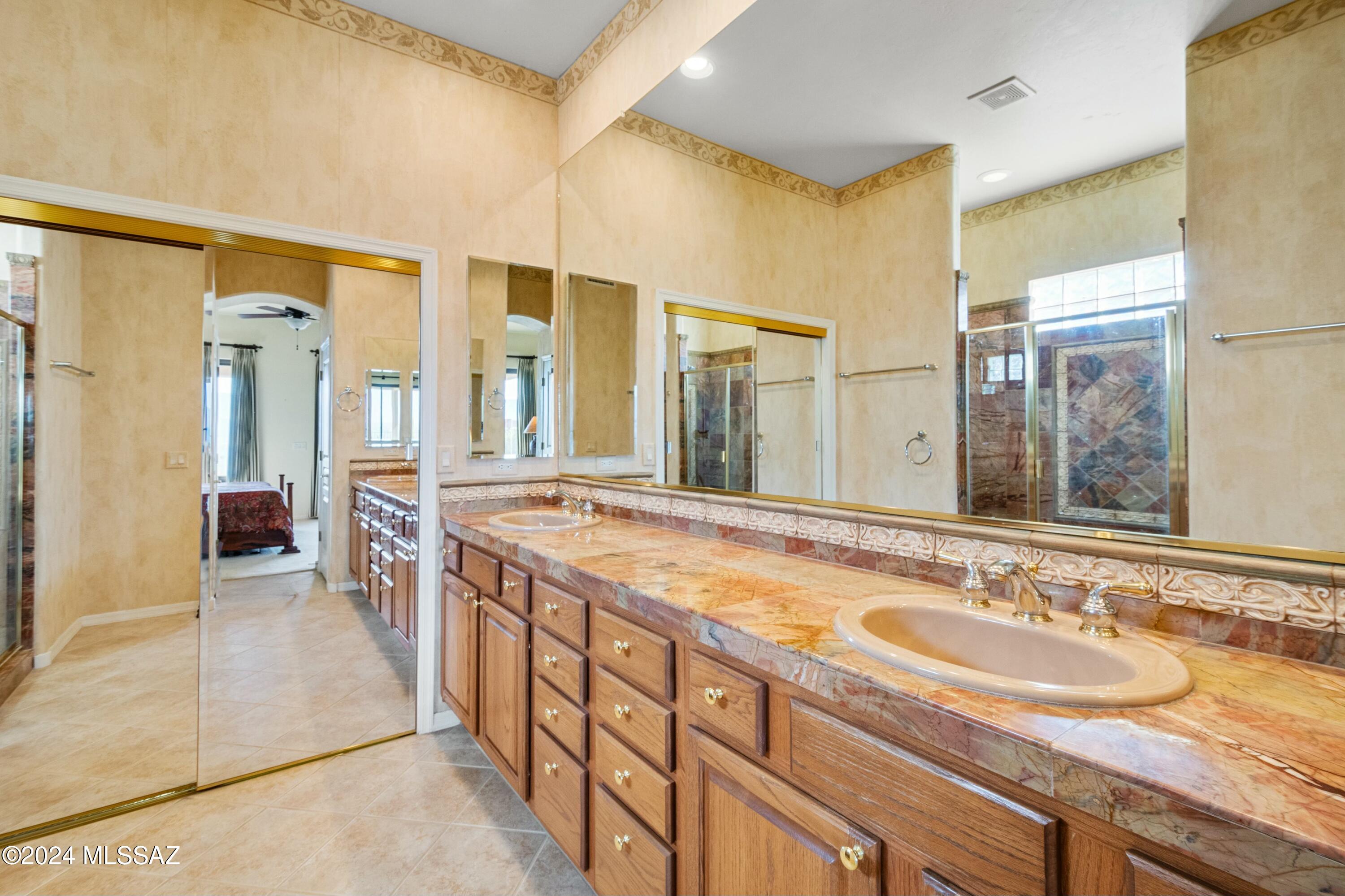 Sabino Mountain (1-290) - Residential