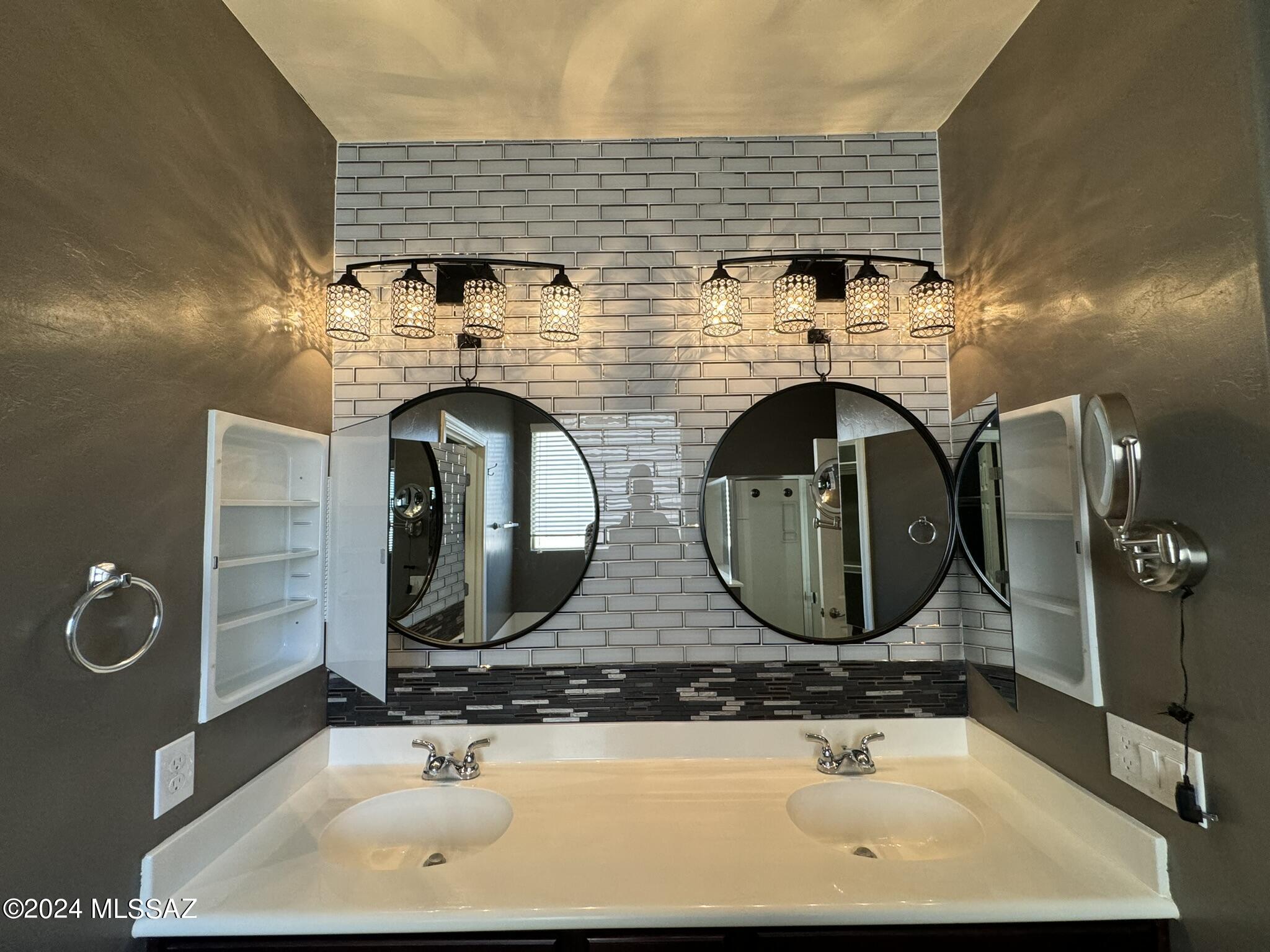 Mountain Vail Estates (136-501) - Residential