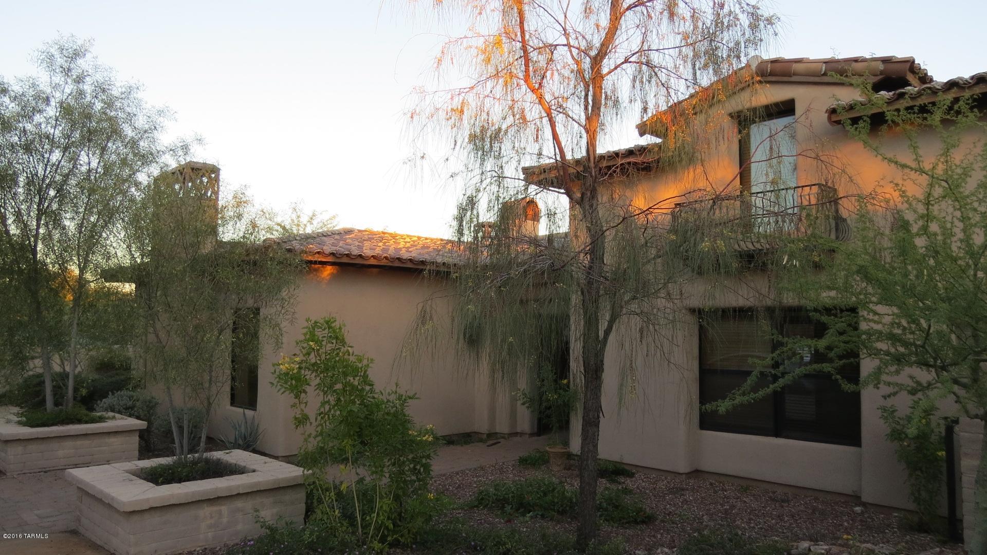 Honey Bee Ridge(The Estates At) - Residential