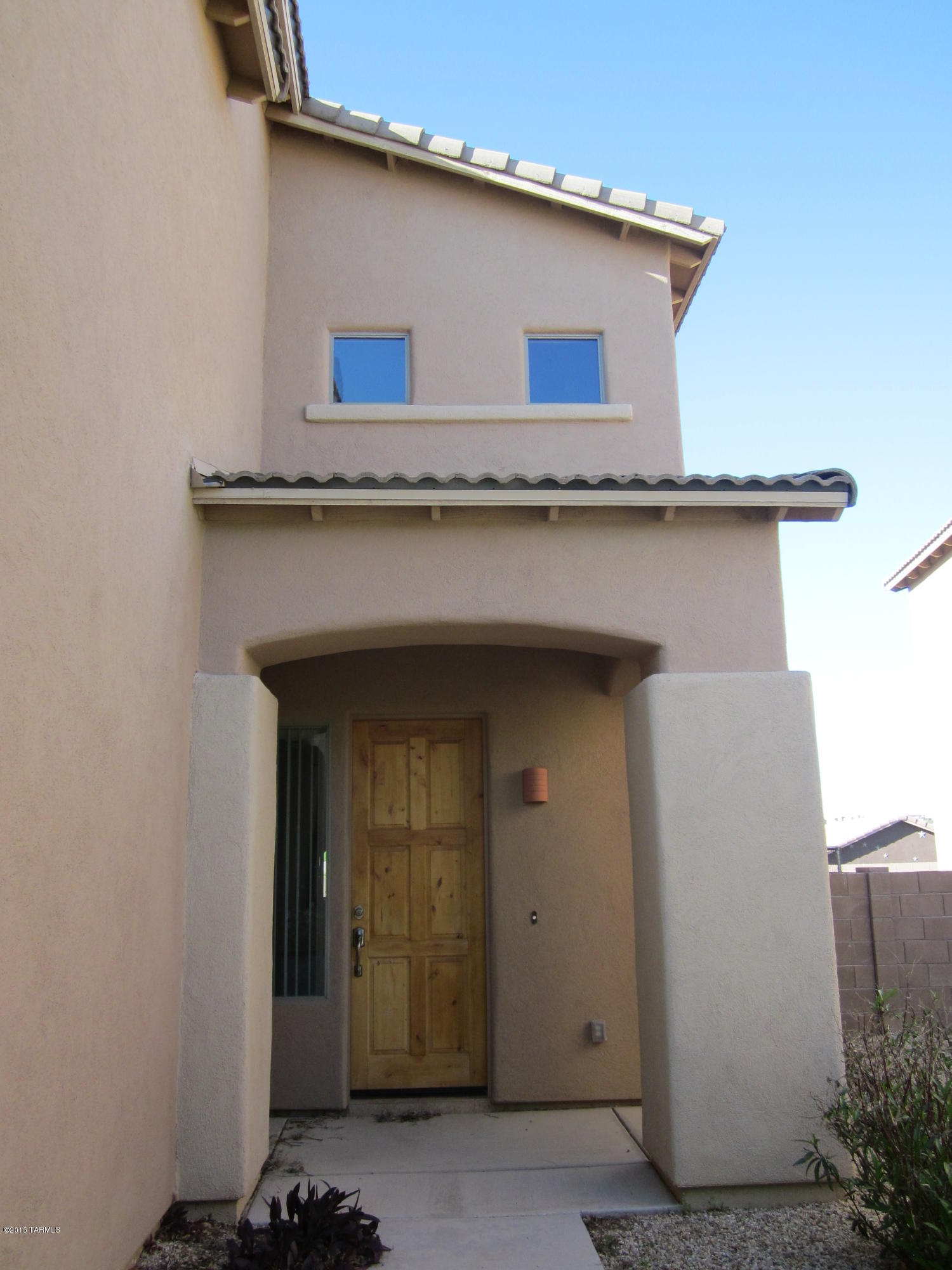 Rancho Del Lago (B37-38) - Residential Lease