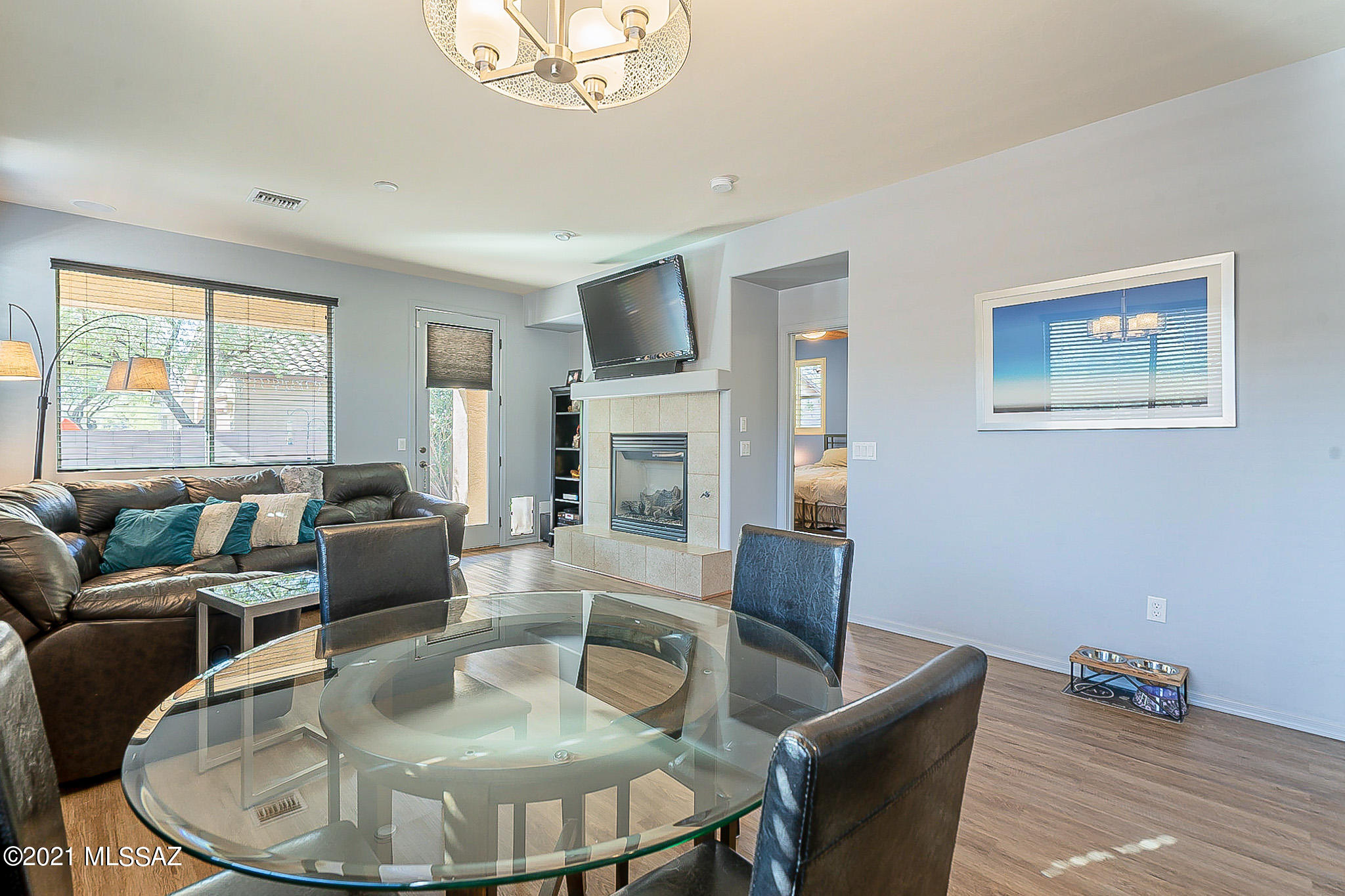 Paseo del Rio - Residential