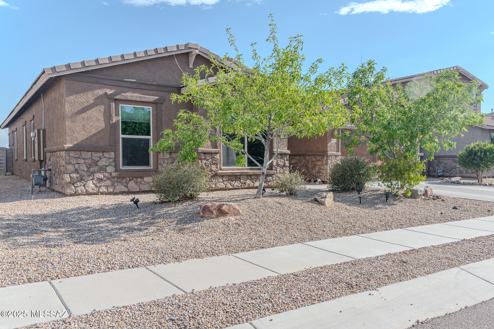 2277 W Capricorn Street