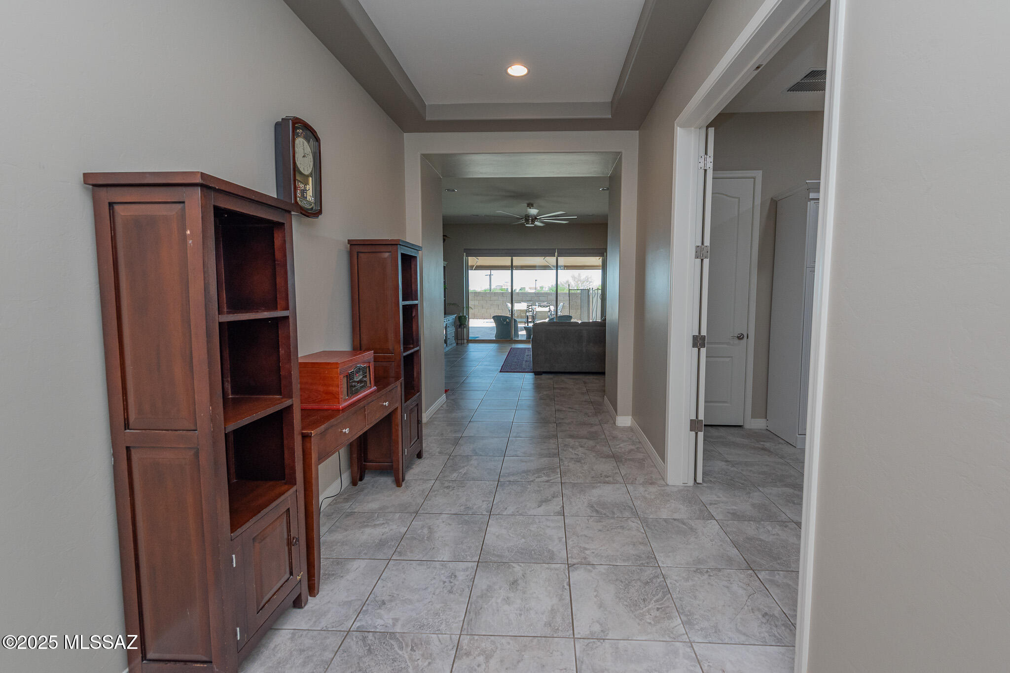 2277 W Capricorn Street