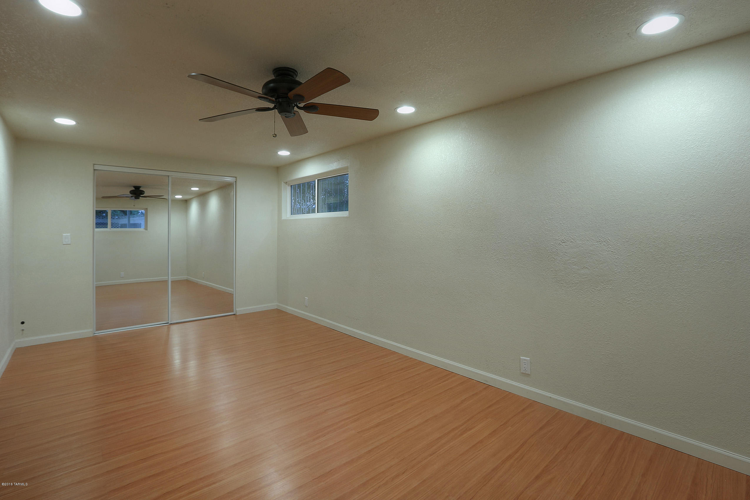 Sherwood Village Terrace (1-85) - Residential