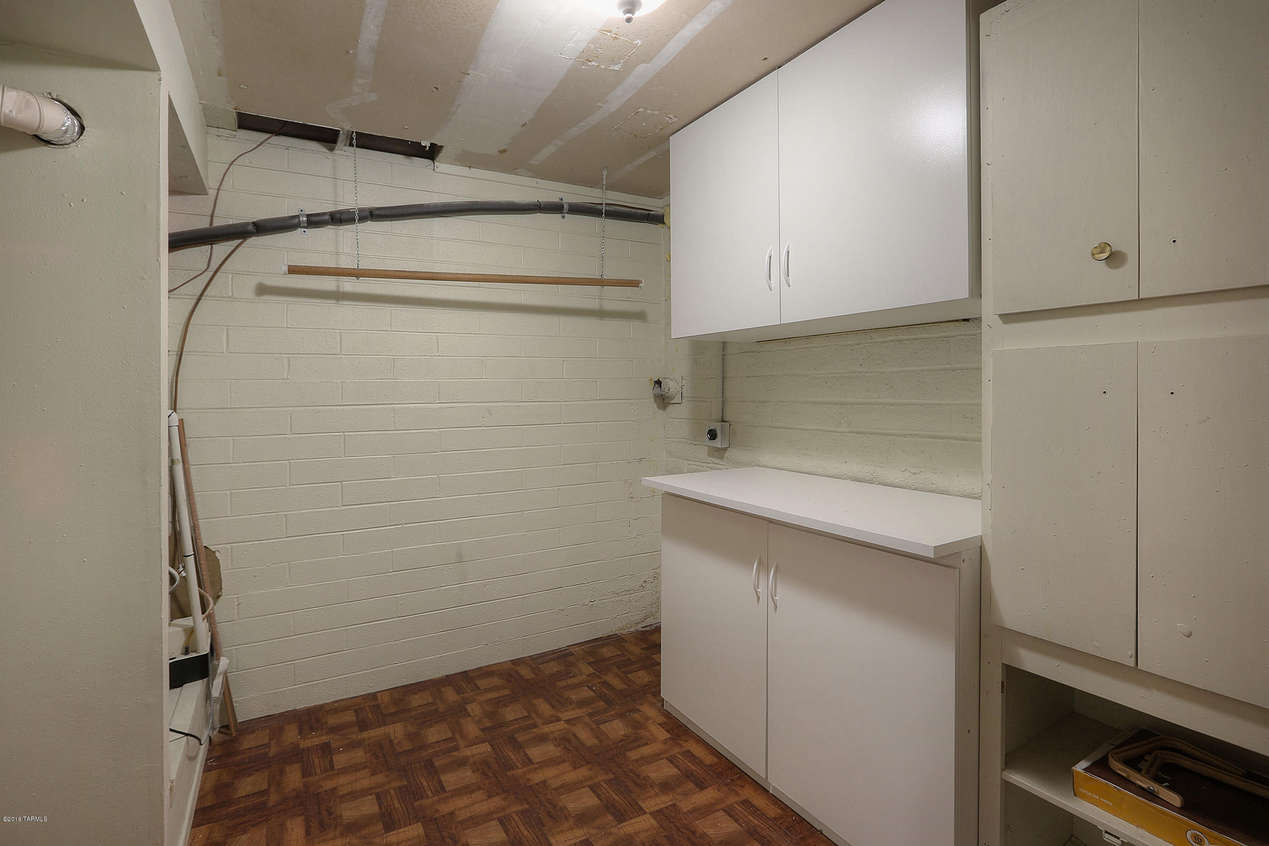 Sherwood Village Terrace (1-85) - Residential