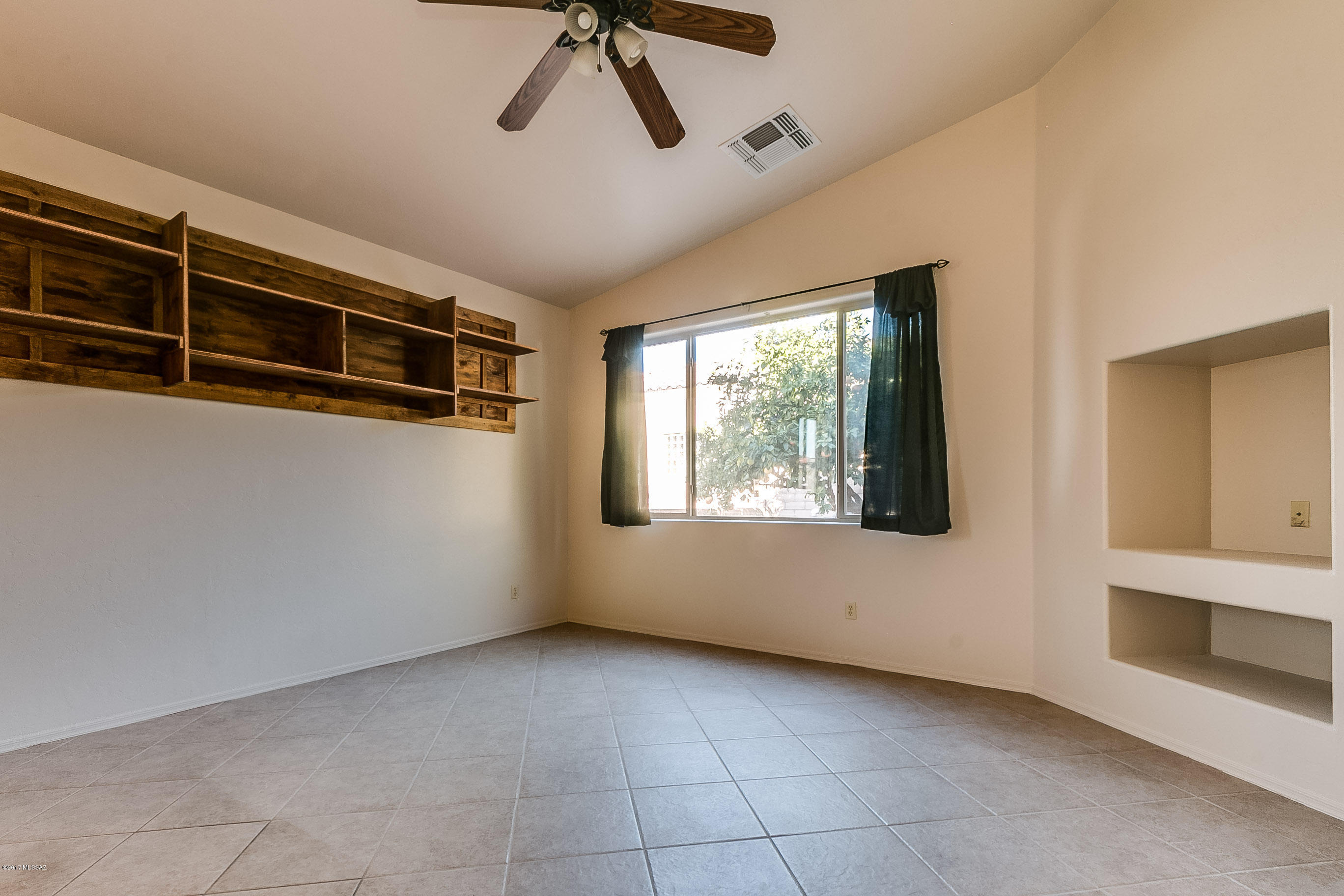 Sabino Hills (1-70) - Residential