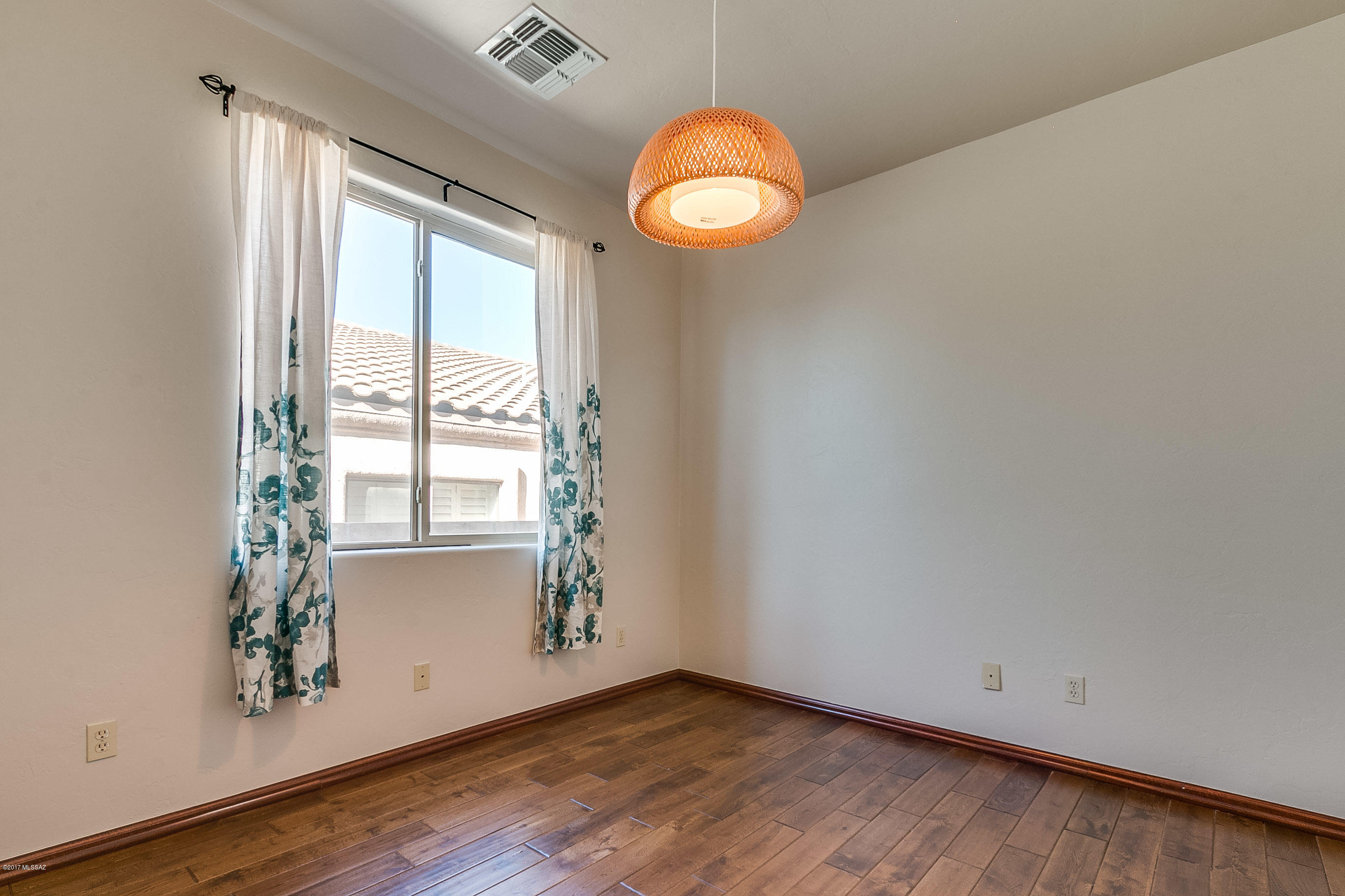 Sabino Hills (1-70) - Residential