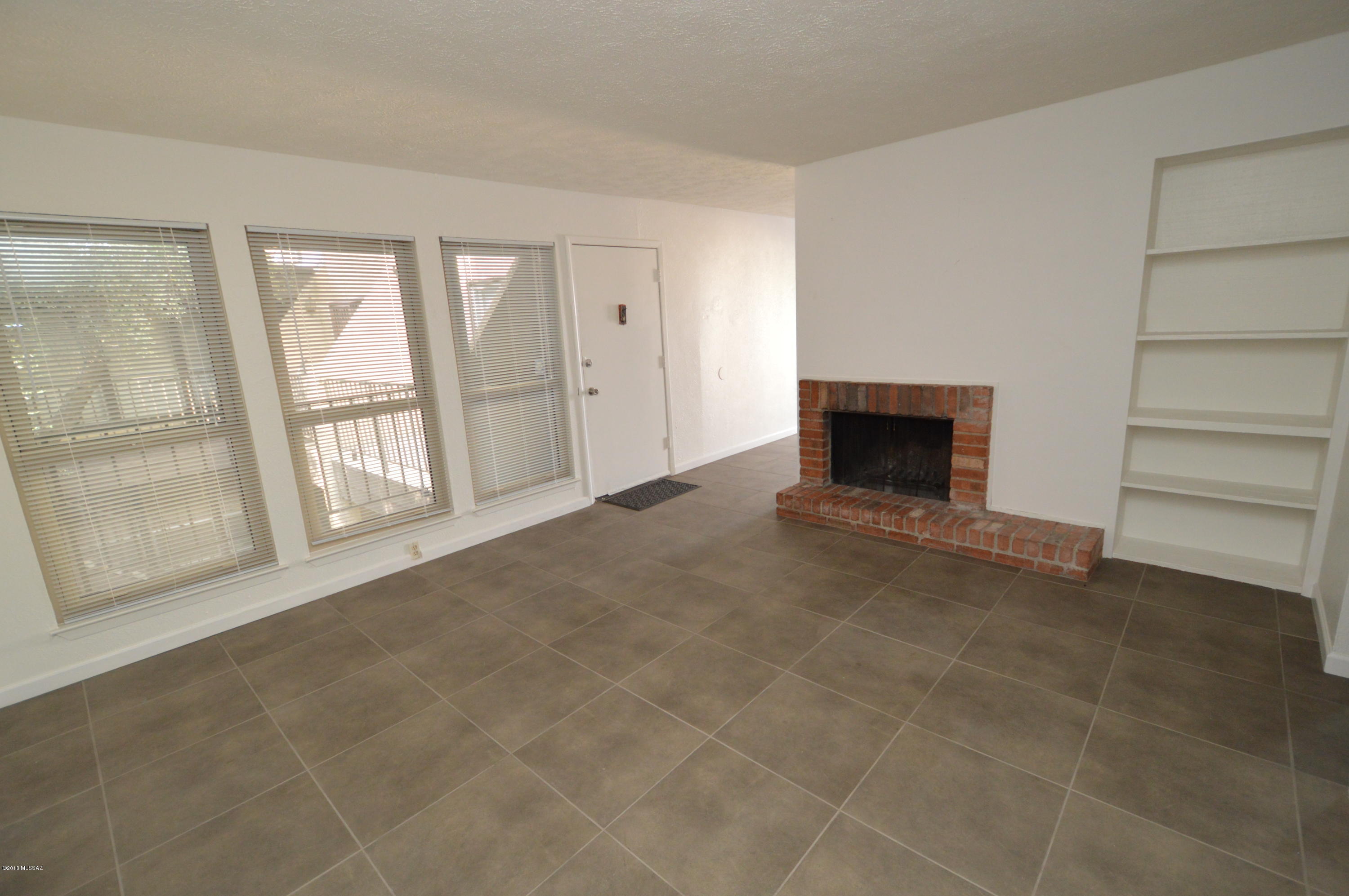 1620 N Wilmot Road S445