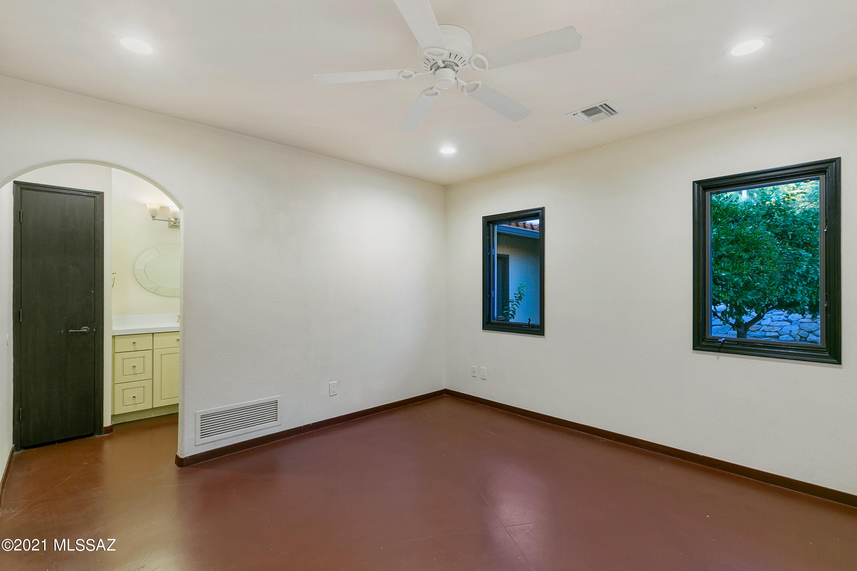 Skyline Country Club Estates (270-318) - Residential
