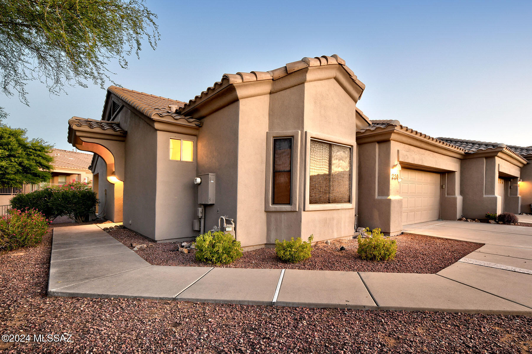 13401 N Rancho Vistoso Boulevard 220