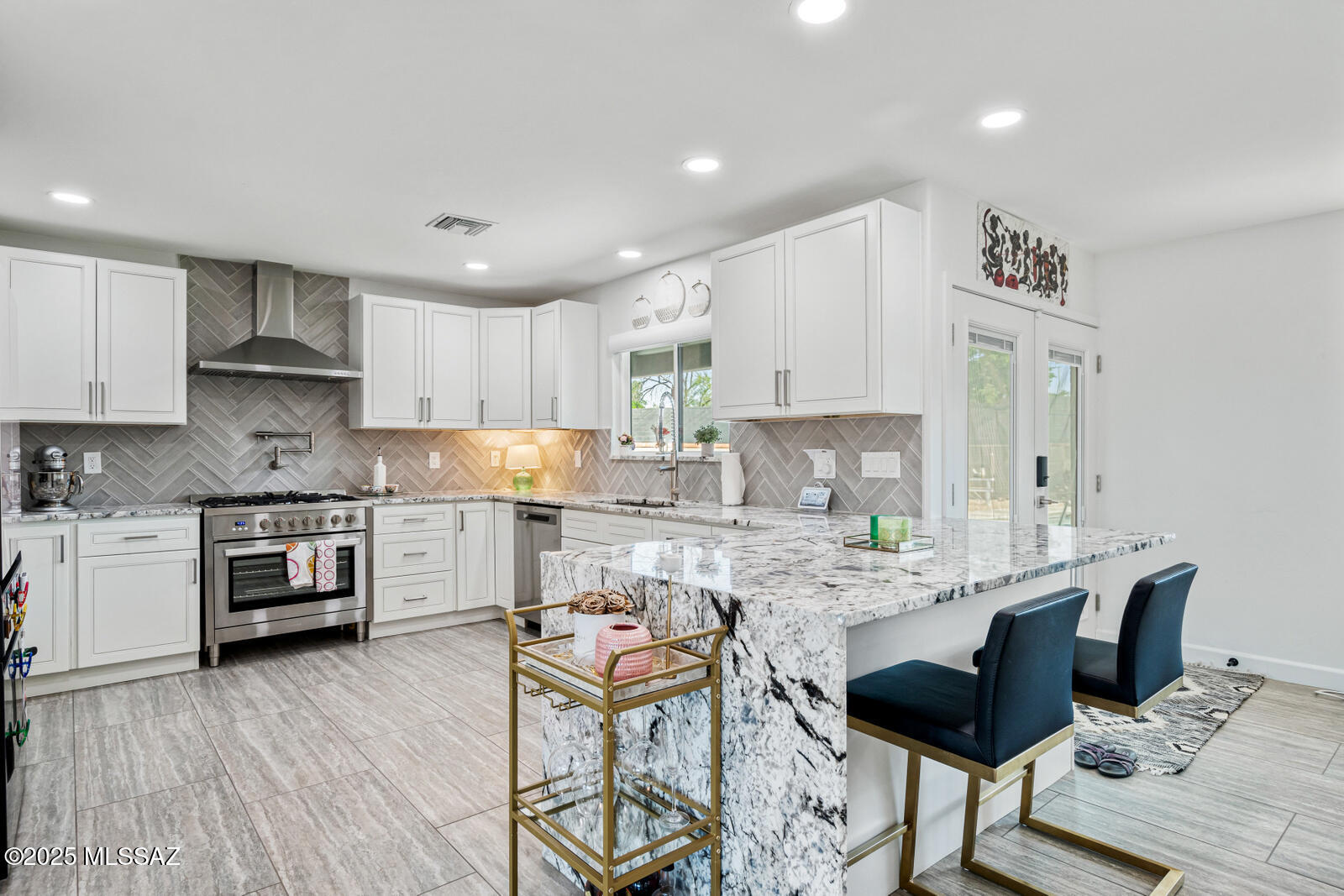 3454 E Calle Del Prado