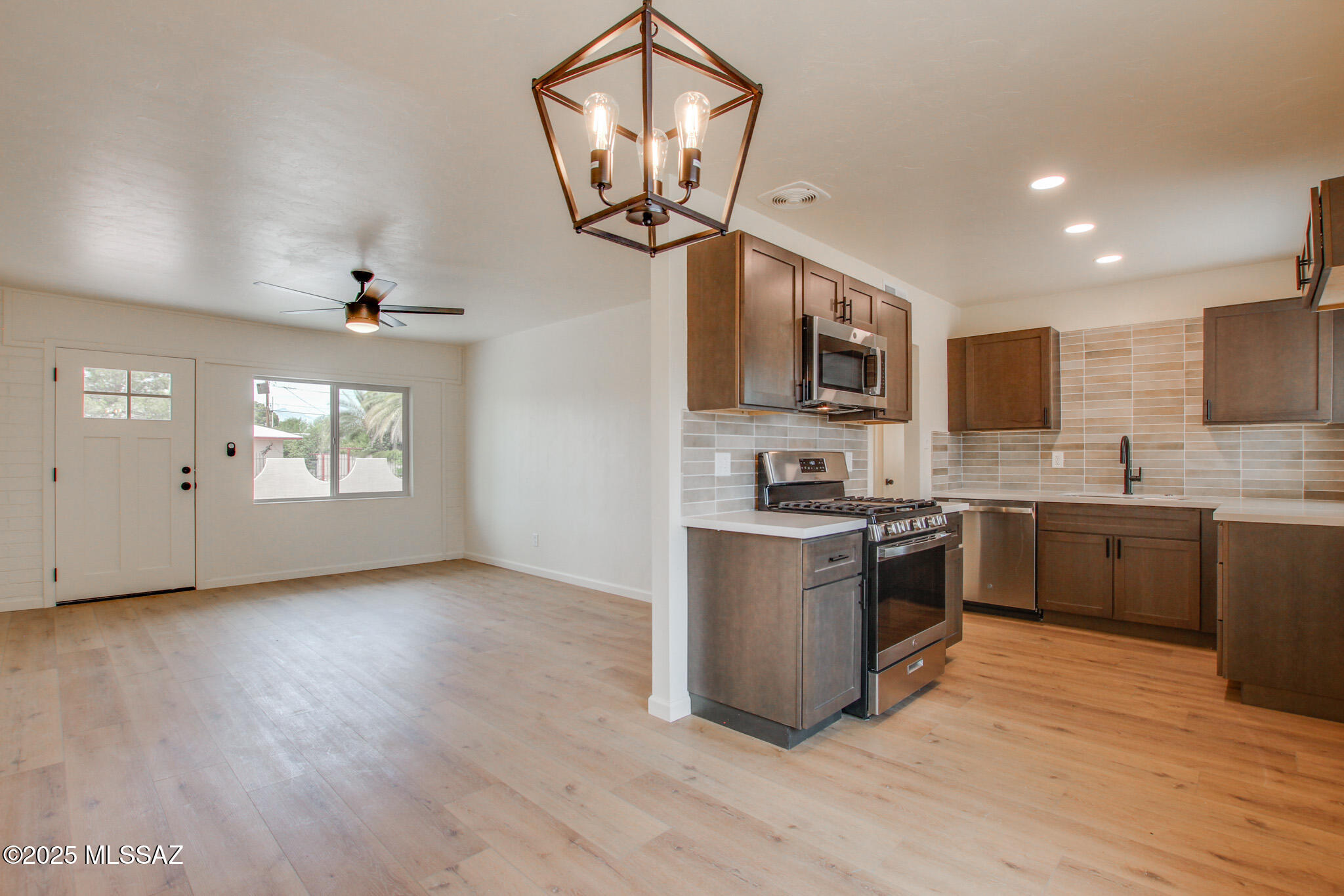 3010 E Coconino Vista