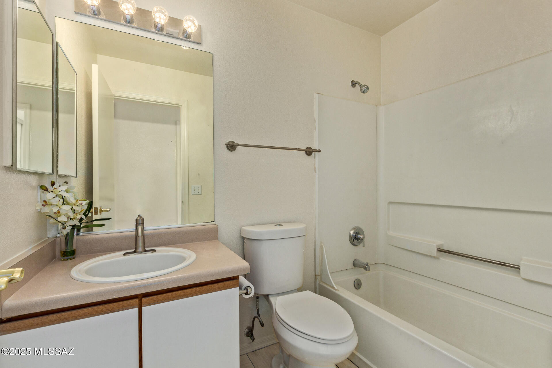 Pantano Heights (1-123) - Residential