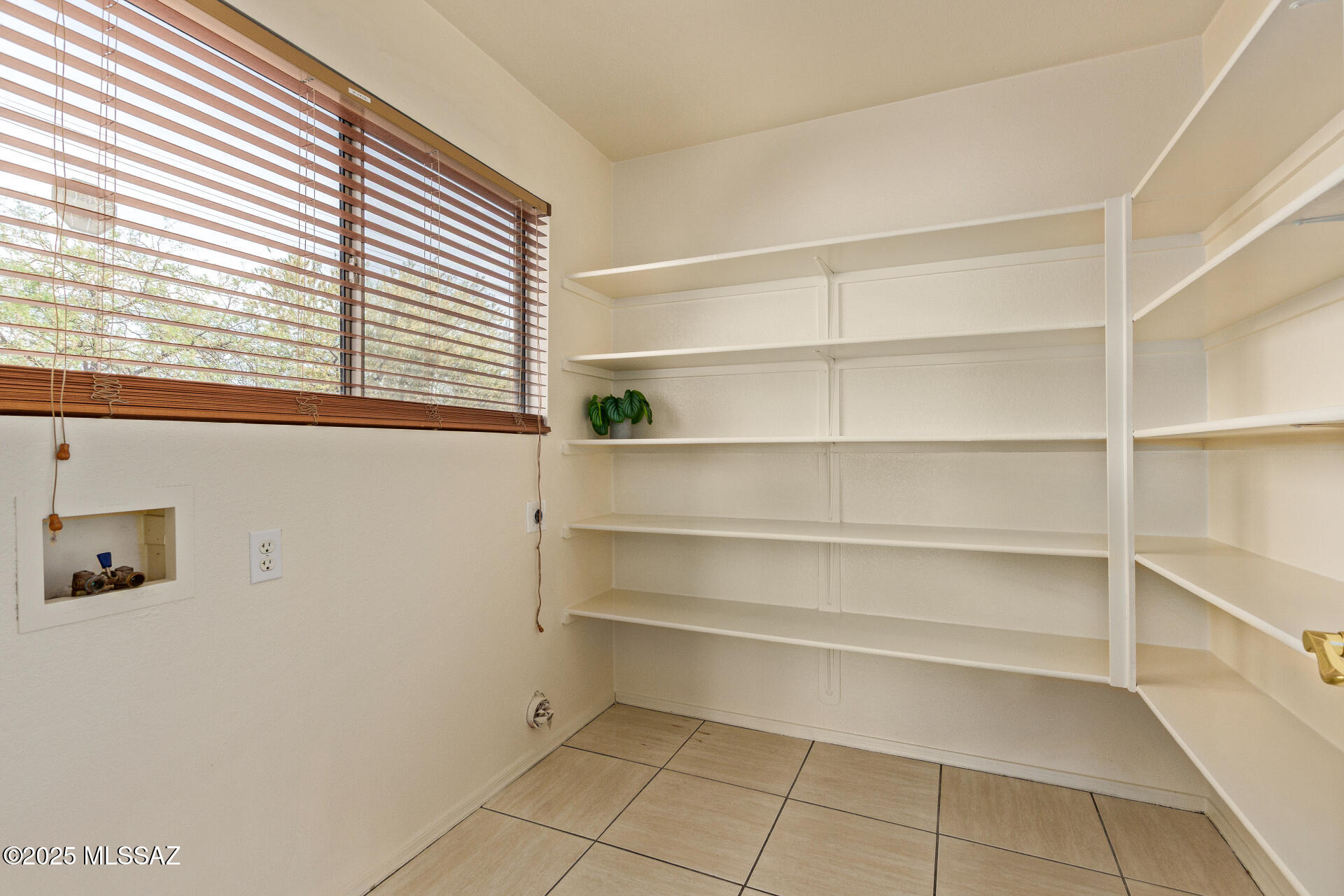 Pantano Heights (1-123) - Residential