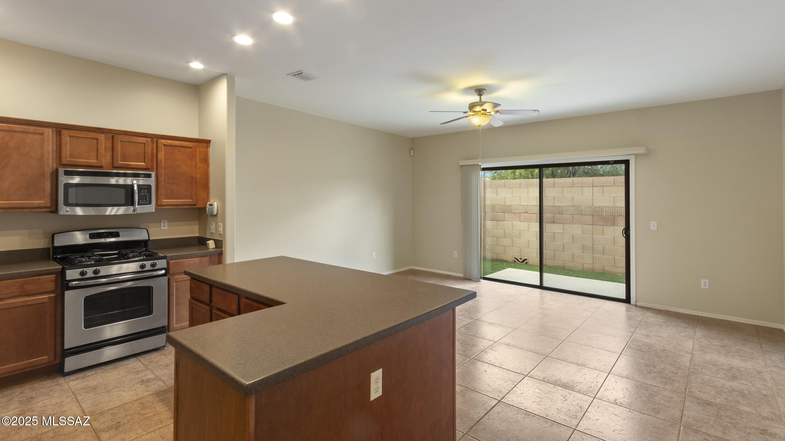 4134 N Fortune Loop