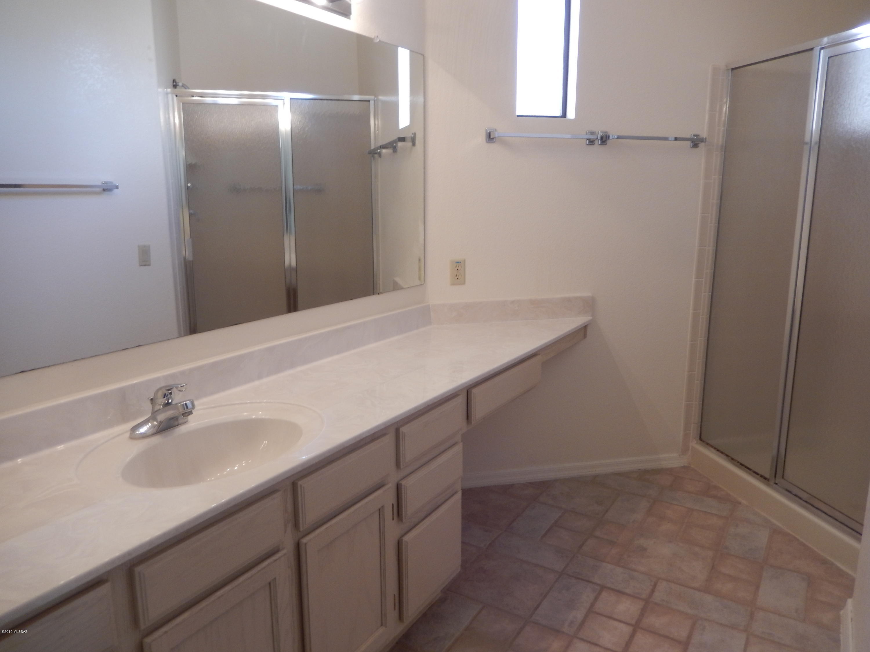 San Ignacio Vistas (101-113,224-228) - Residential