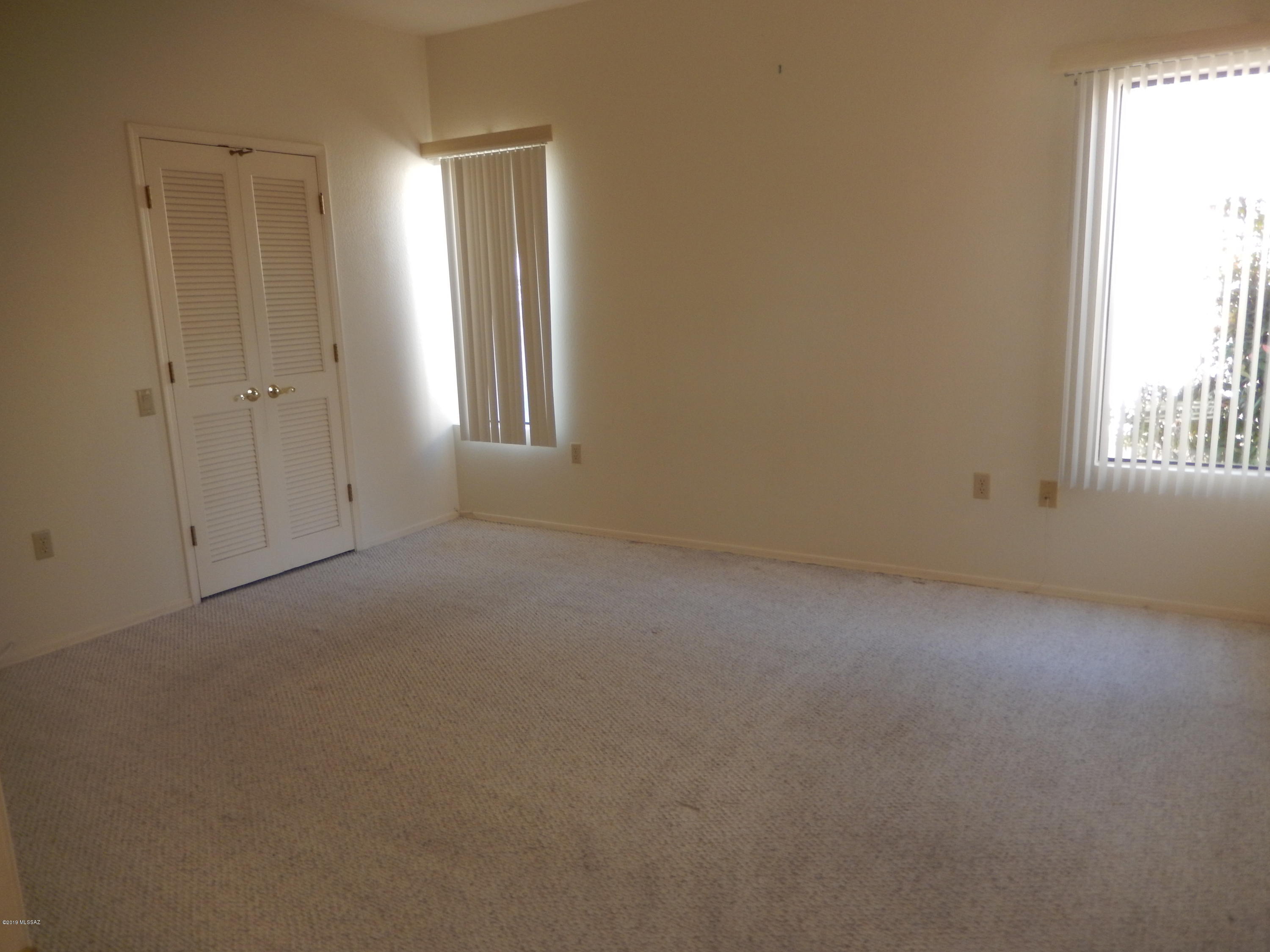 San Ignacio Vistas (101-113,224-228) - Residential
