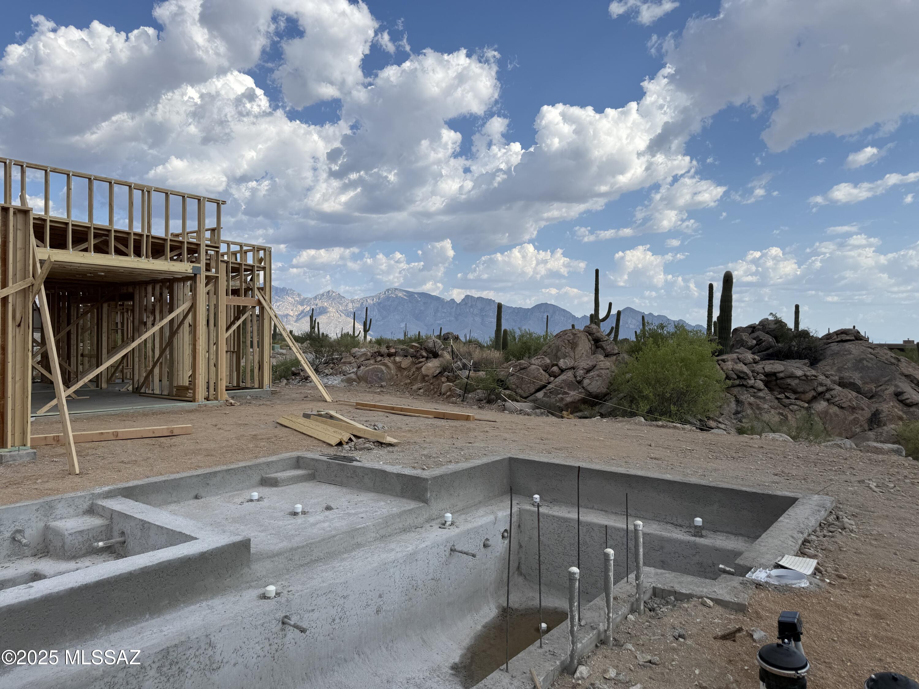 Stone Canyon VII (404-485) - Residential