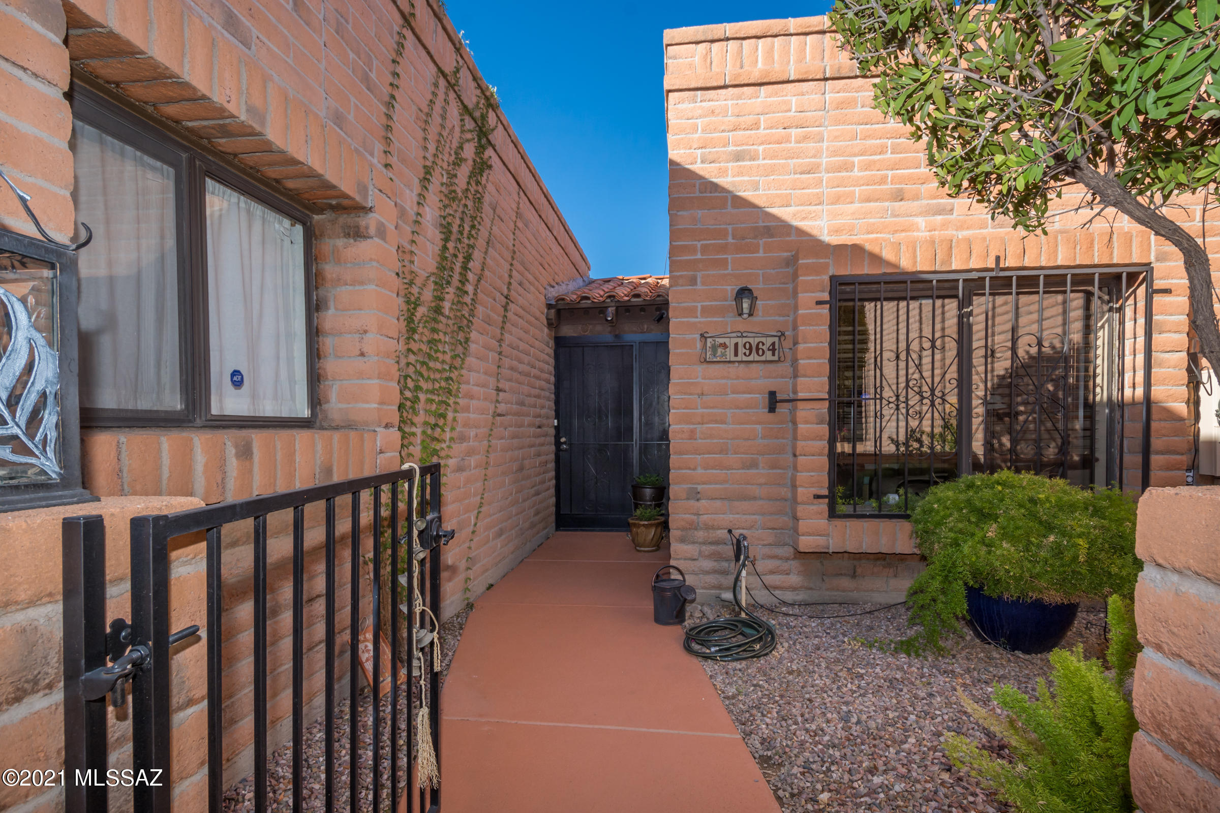 La Cholla Hills(354-439) - Residential