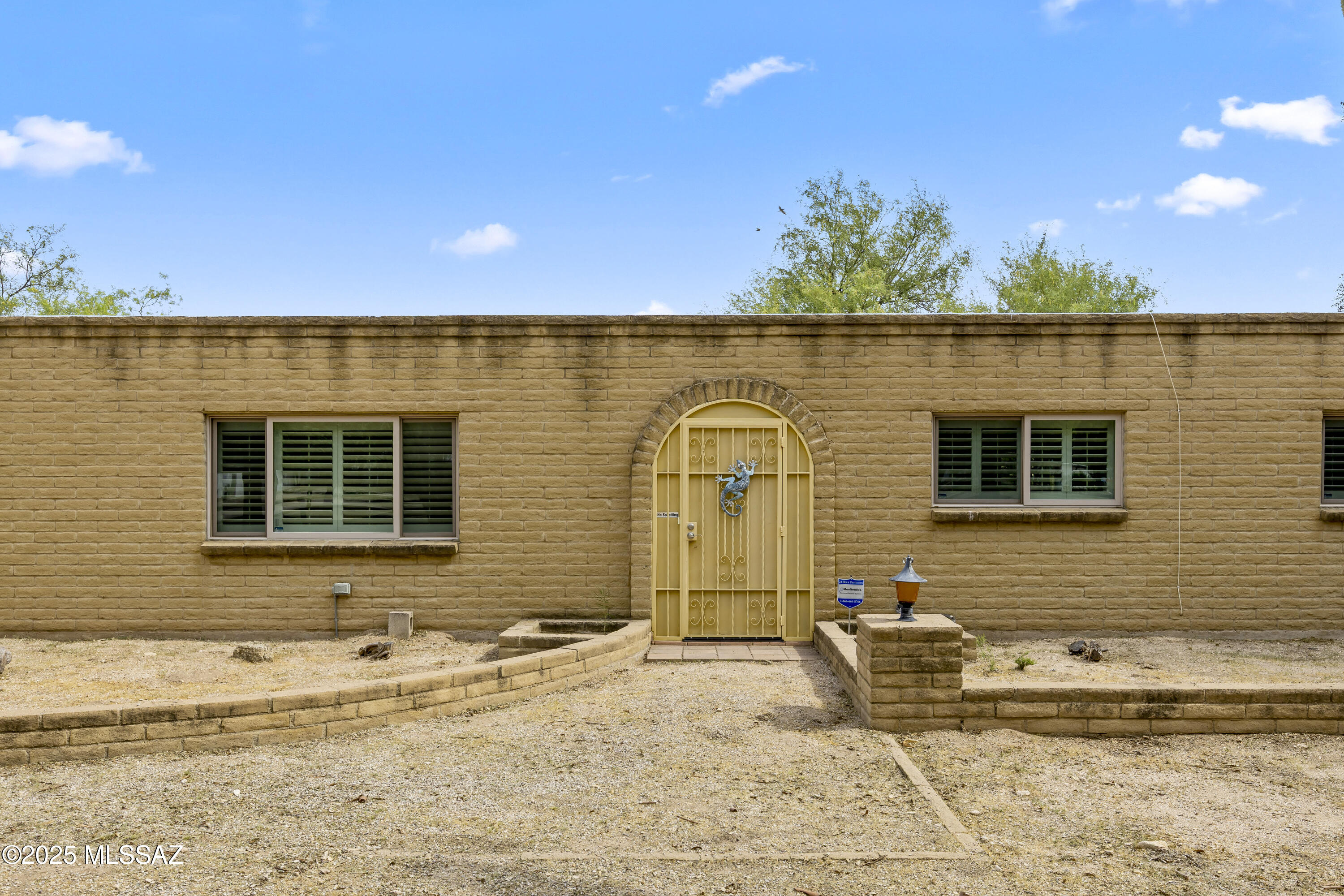 11202 E Chuckwagon Circle