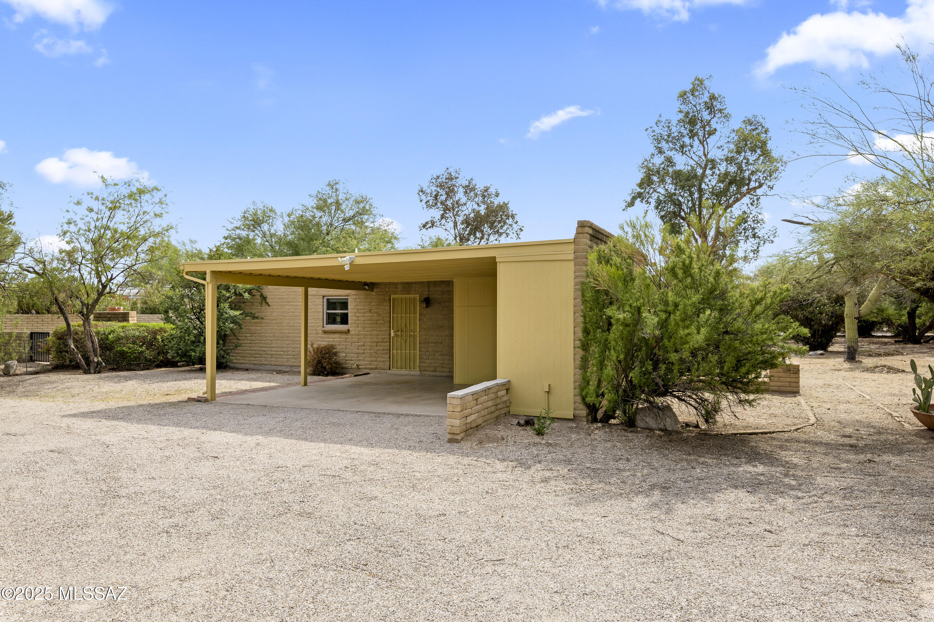 Bel Air Ranch Est - Residential