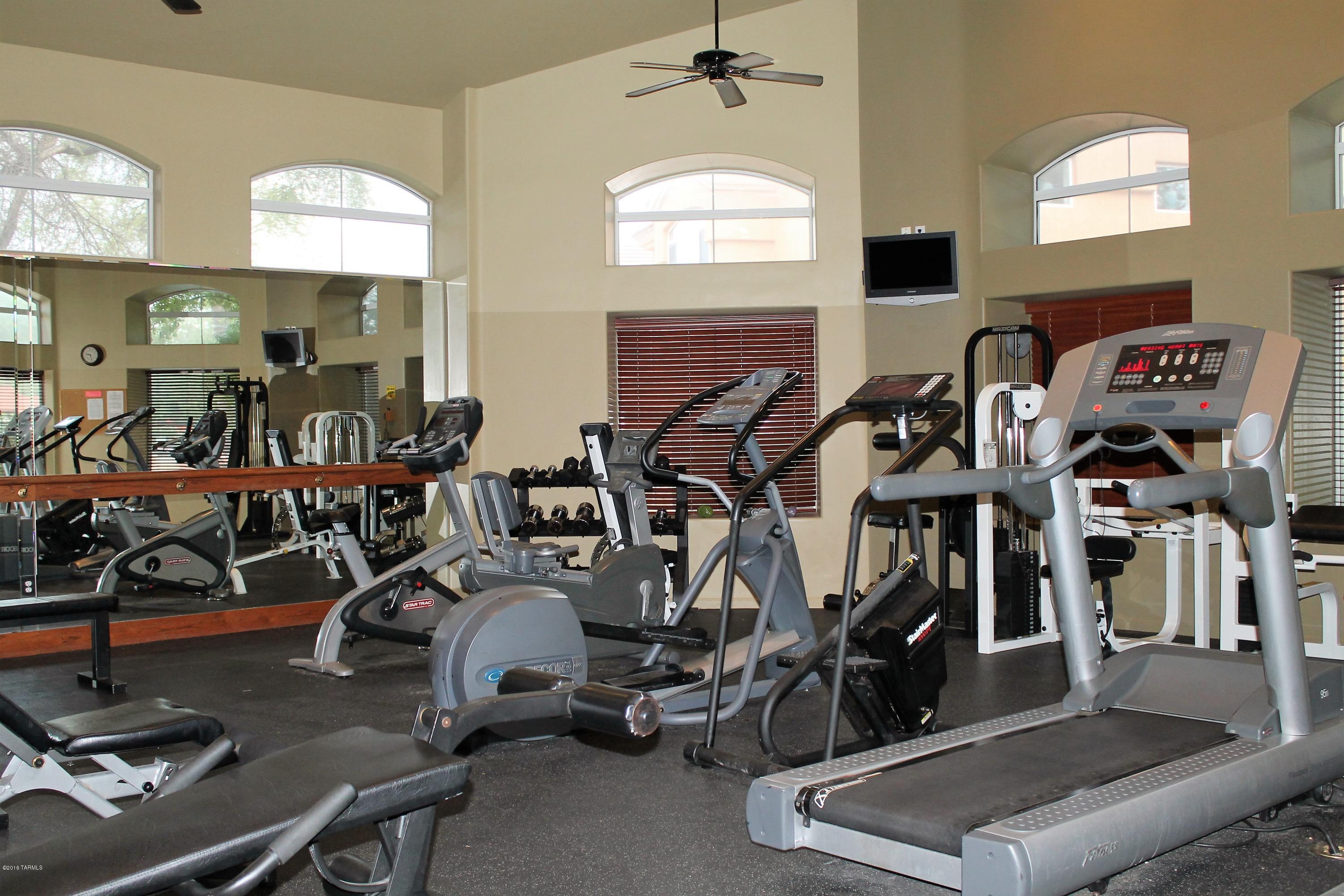 Pinnacle Canyon Condominium - Residential