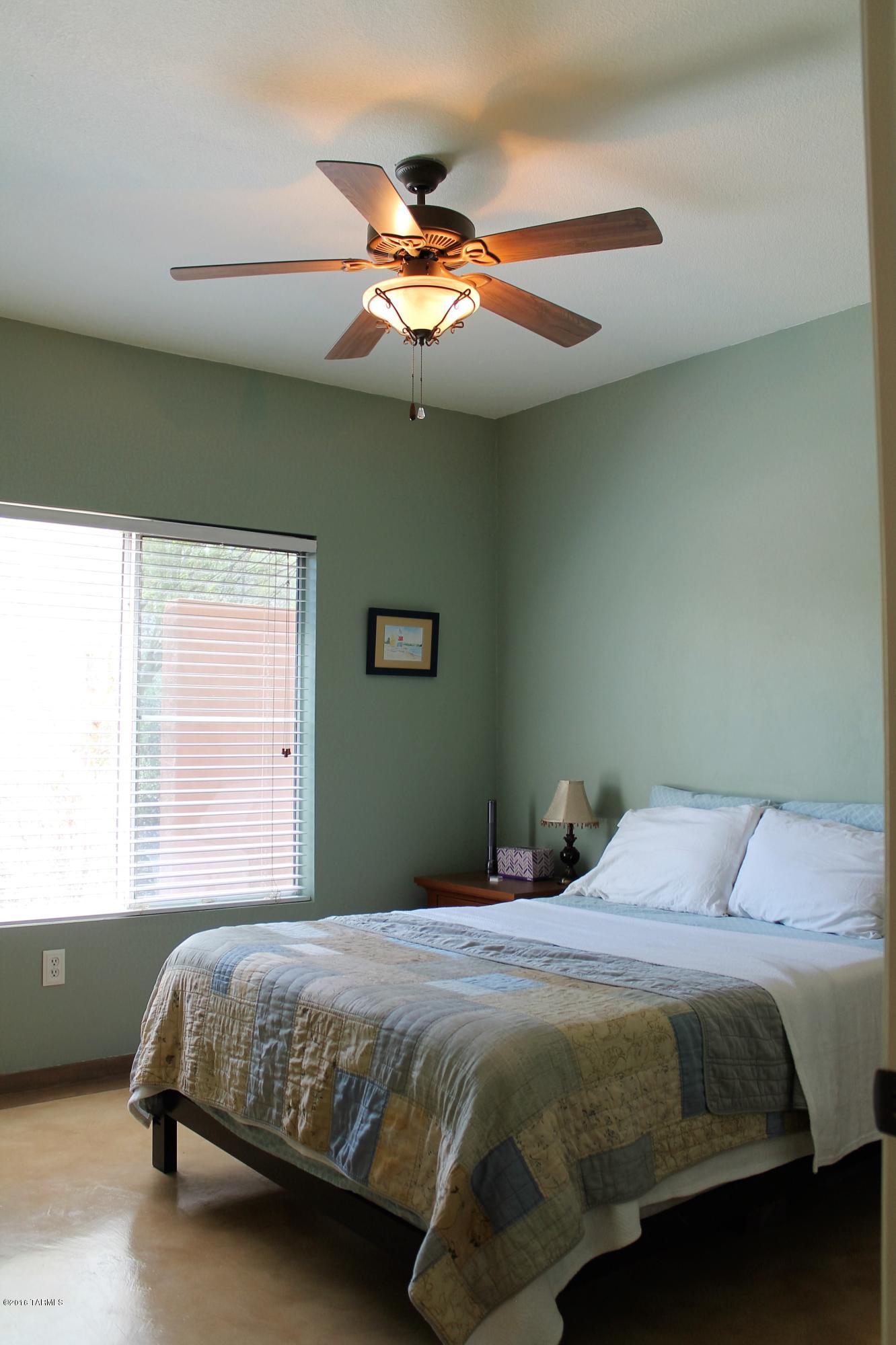Pinnacle Canyon Condominium - Residential