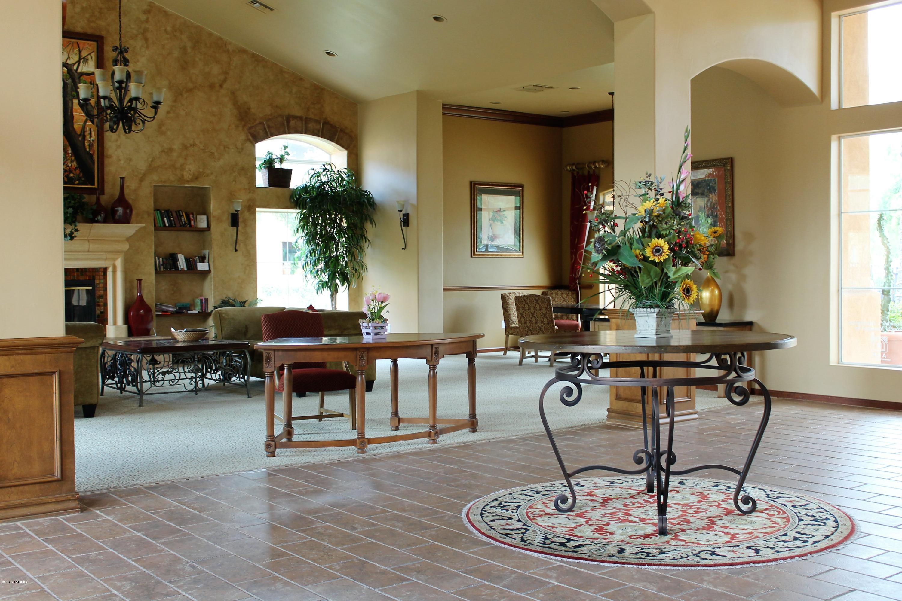 Pinnacle Canyon Condominium - Residential
