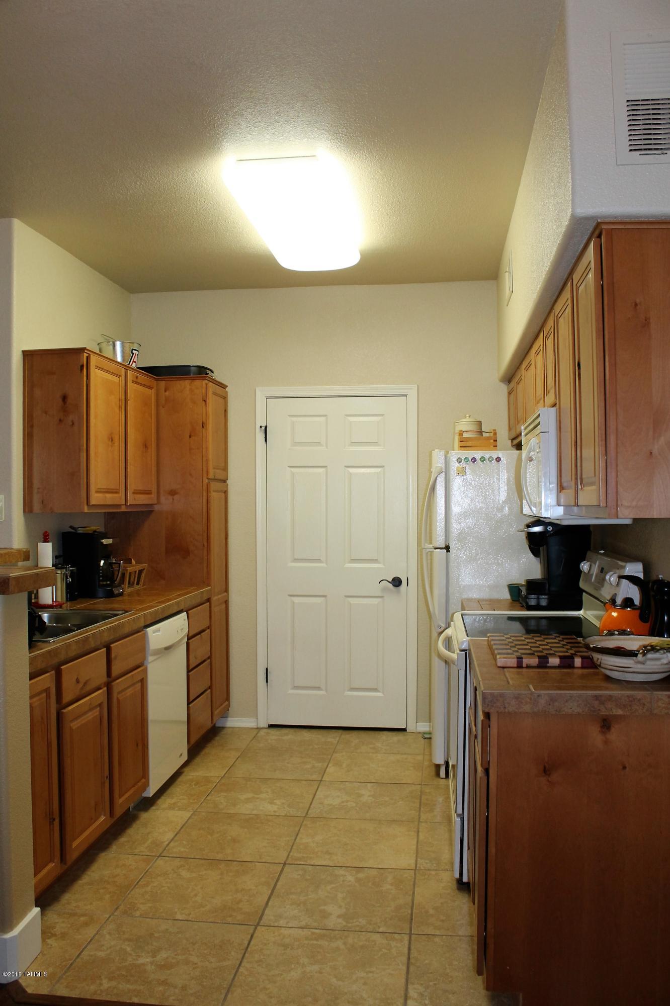Pinnacle Canyon Condominium - Residential