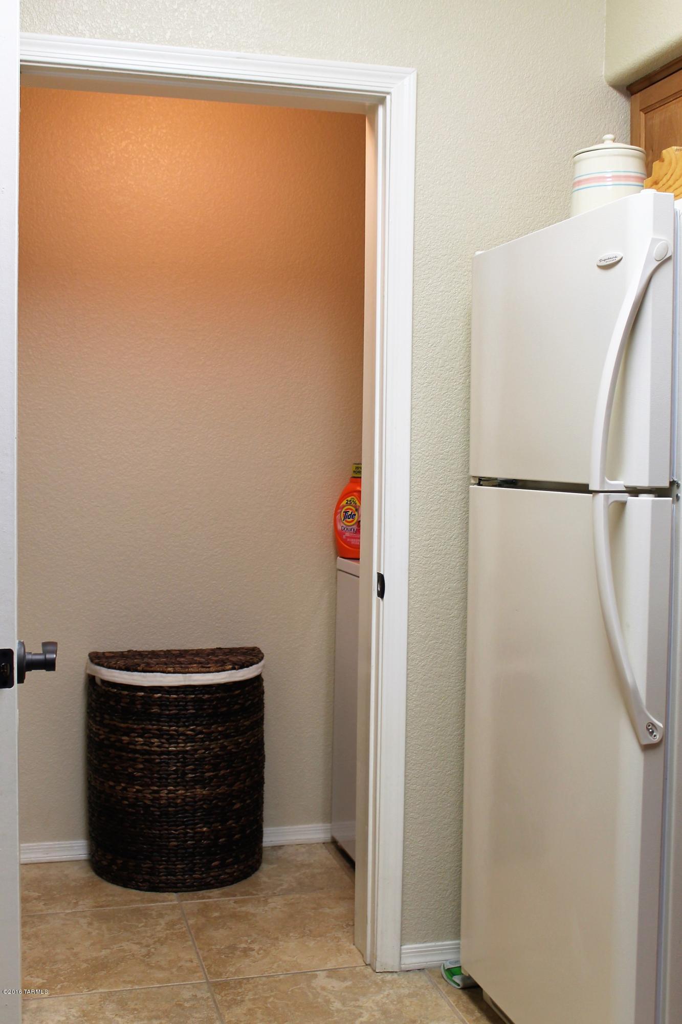 Pinnacle Canyon Condominium - Residential