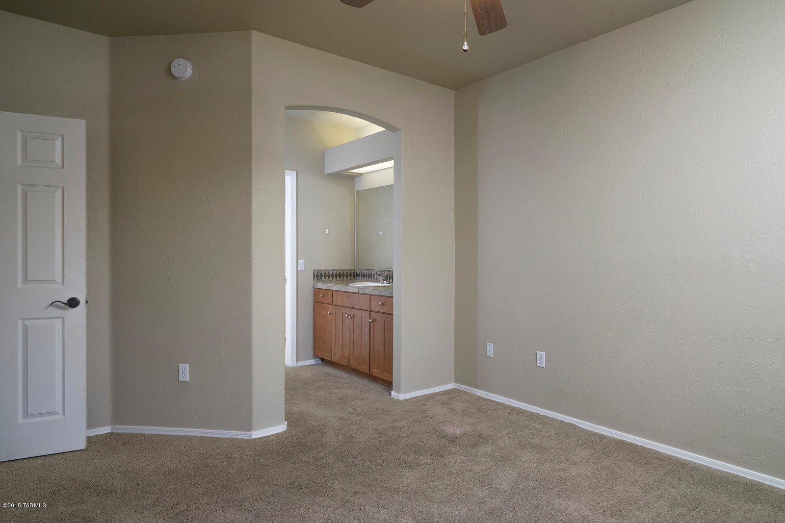 Pinnacle Canyon Condominium - Residential