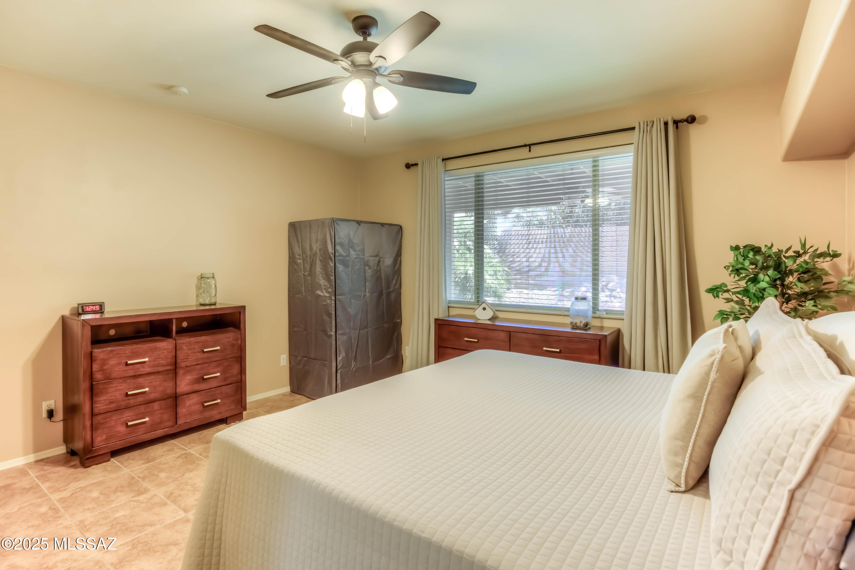 Santa Rita Shadows (1-50) - Residential